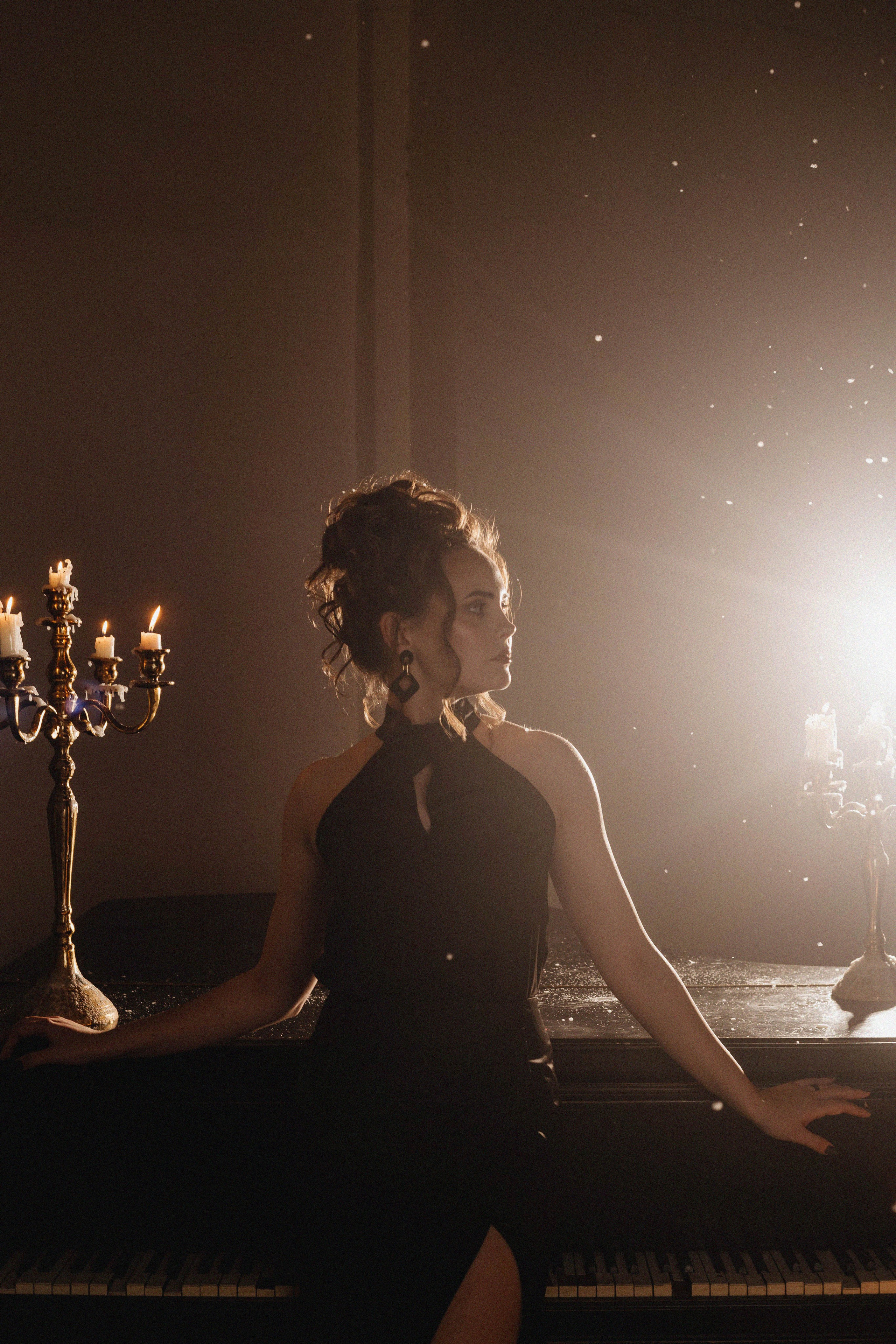 Загадочный вечер. Александра