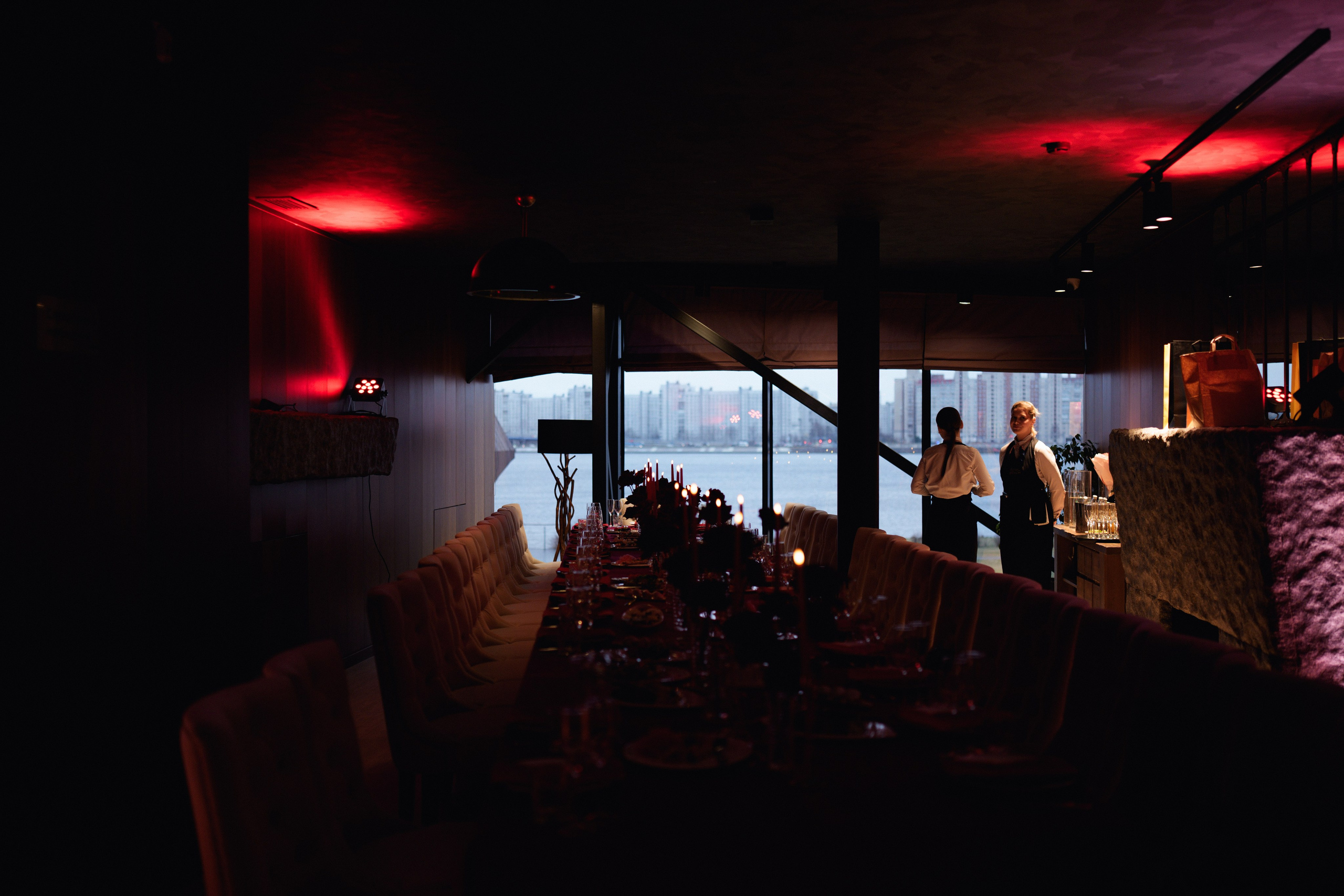 Вошли в ту дверь. Фотограф в Санкт-Петербурге Александр Дымов