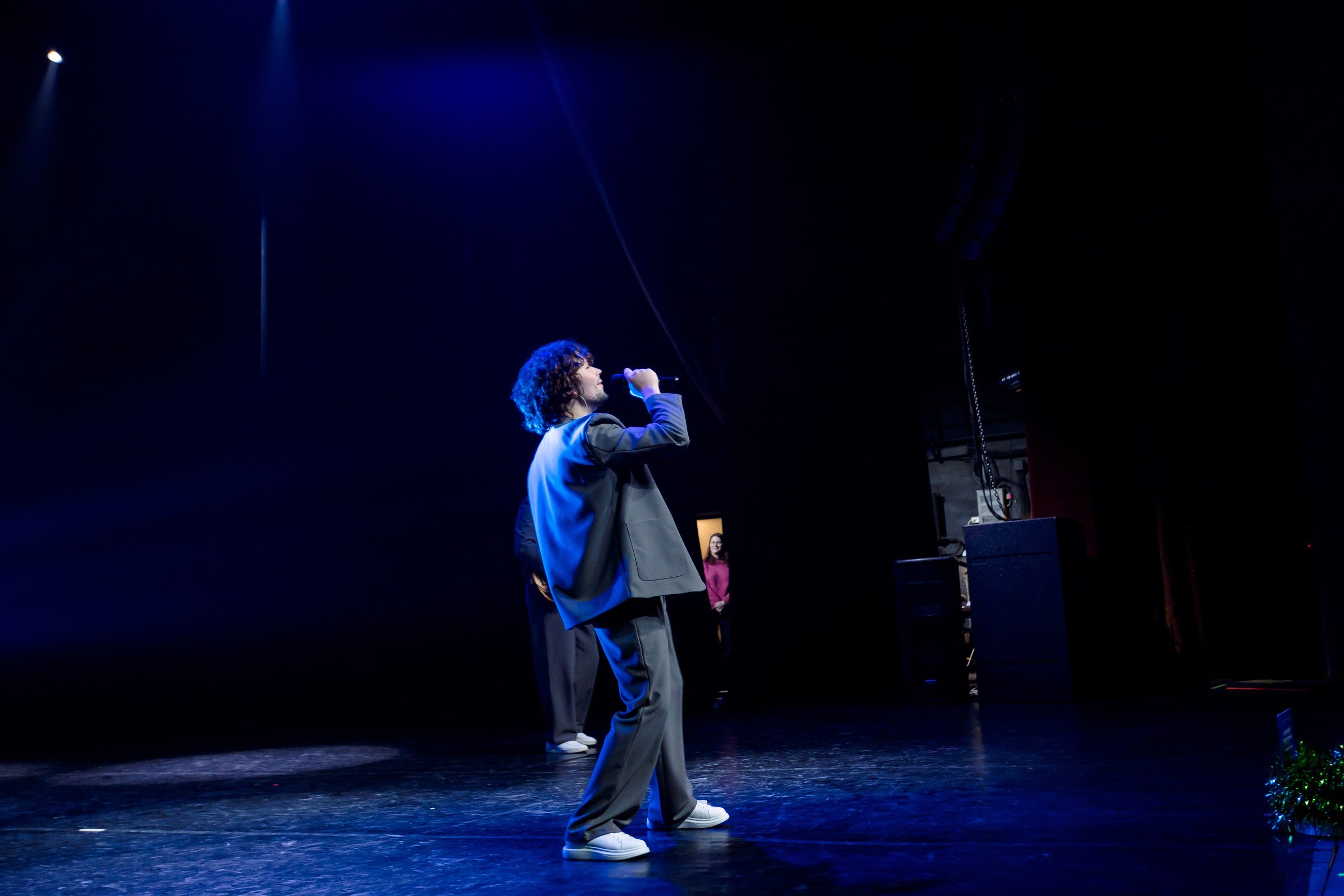 РЕПОРТАЖ: НОВЫЙ ГОД В ДК МЕТАЛЛУРГ. Профессиональный фотограф в Ижевске Леша Петров