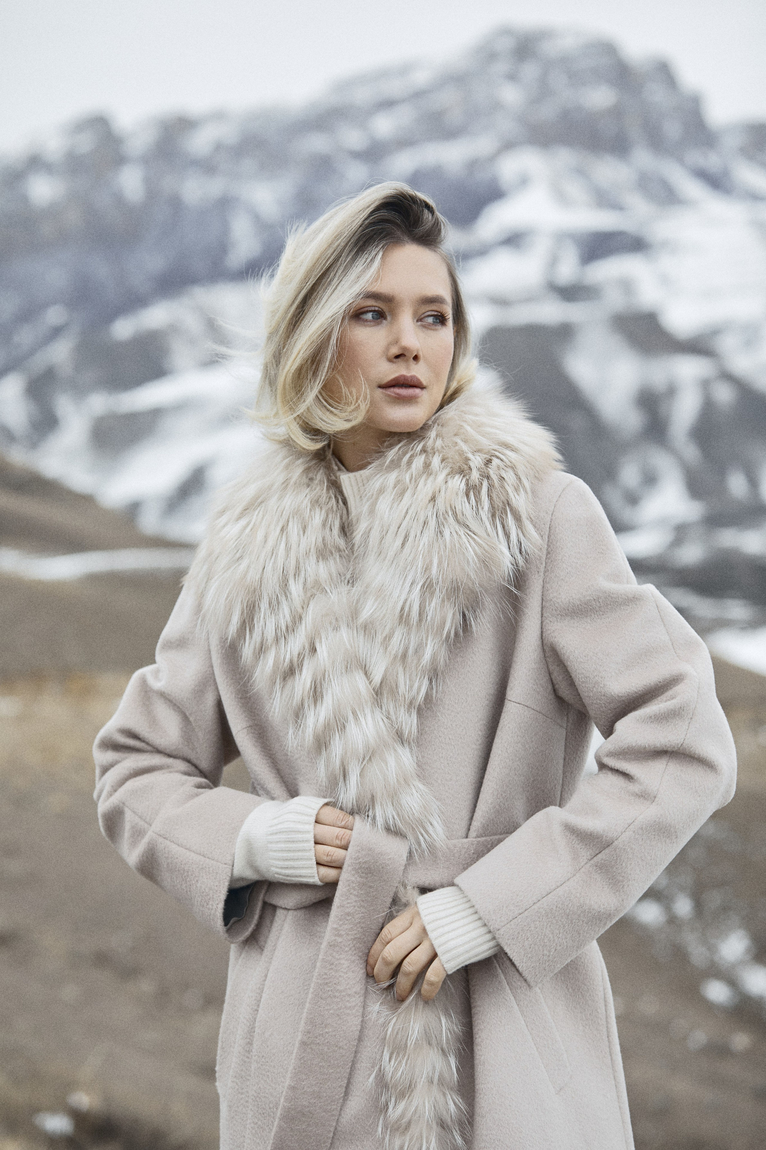 Выездная съемка для бренда одежды. Фотограф Продюсер в горах КБР / Москва  Нальчик Горы