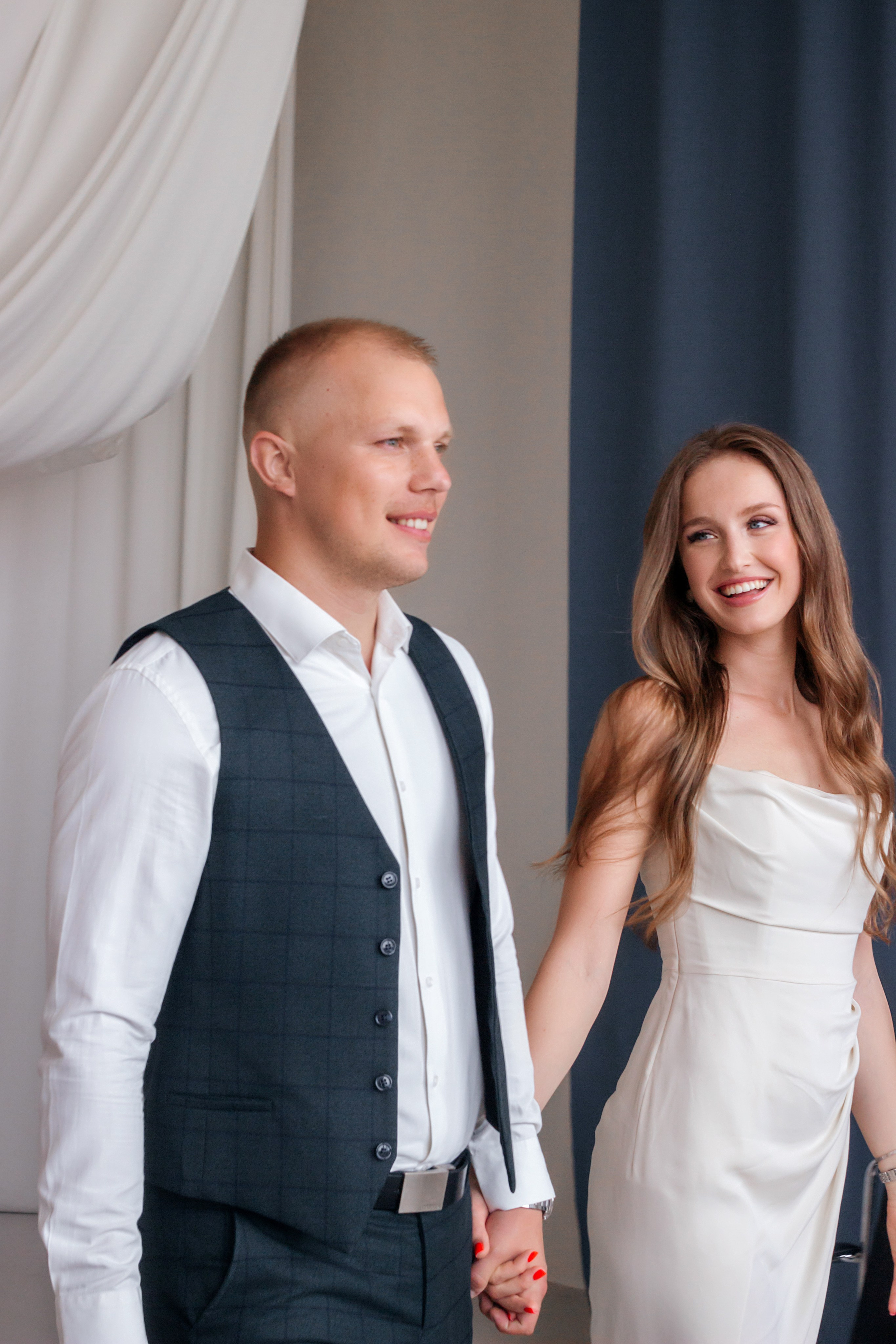 Настя и Сергей. Свадебная фотосессия в фотостудии NARTOV, зал Muza. Свадебный фотограф и фотограф Love-Store в Нижнем Новгороде Анастасия