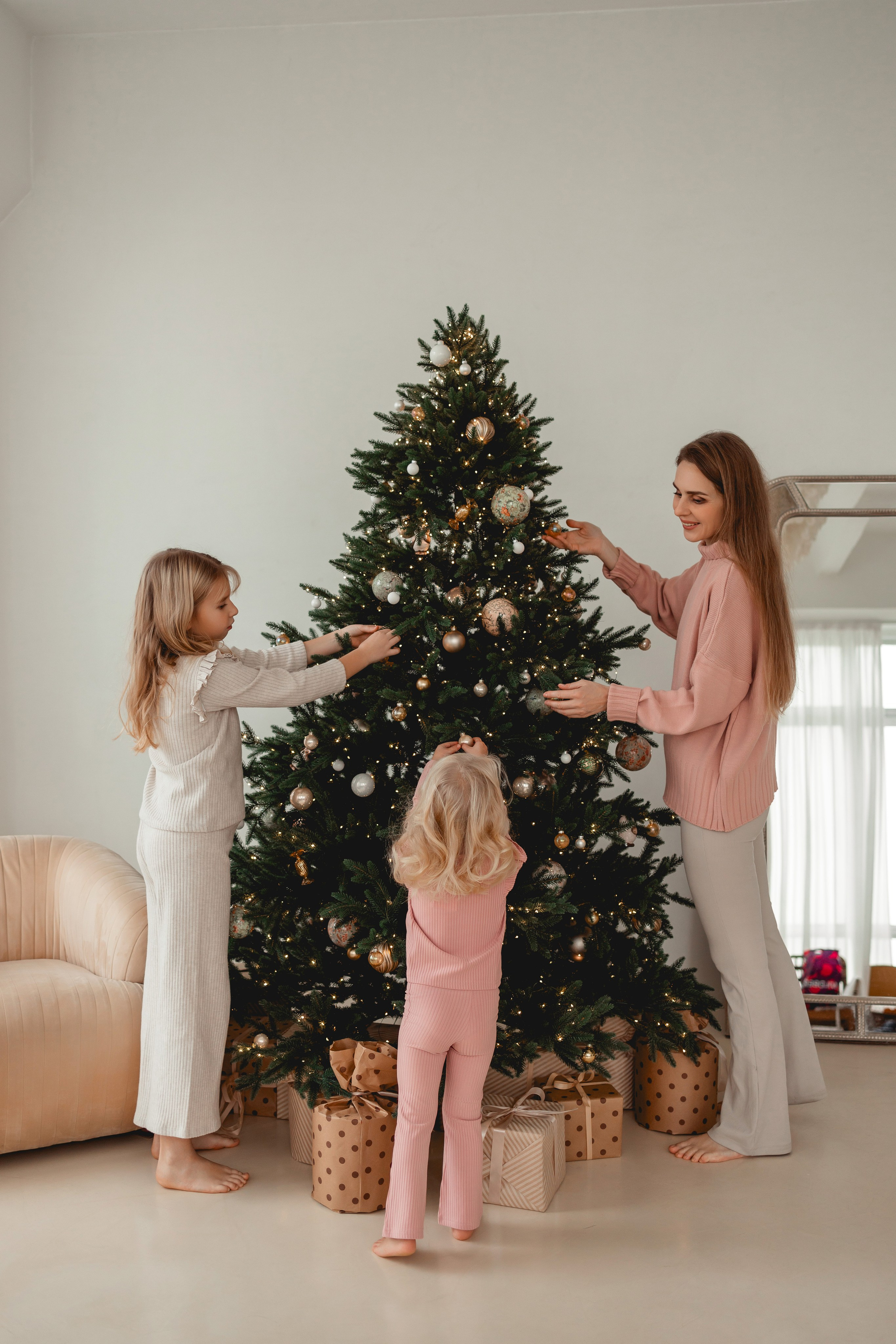 Олеся, Полина и Лера. Главная