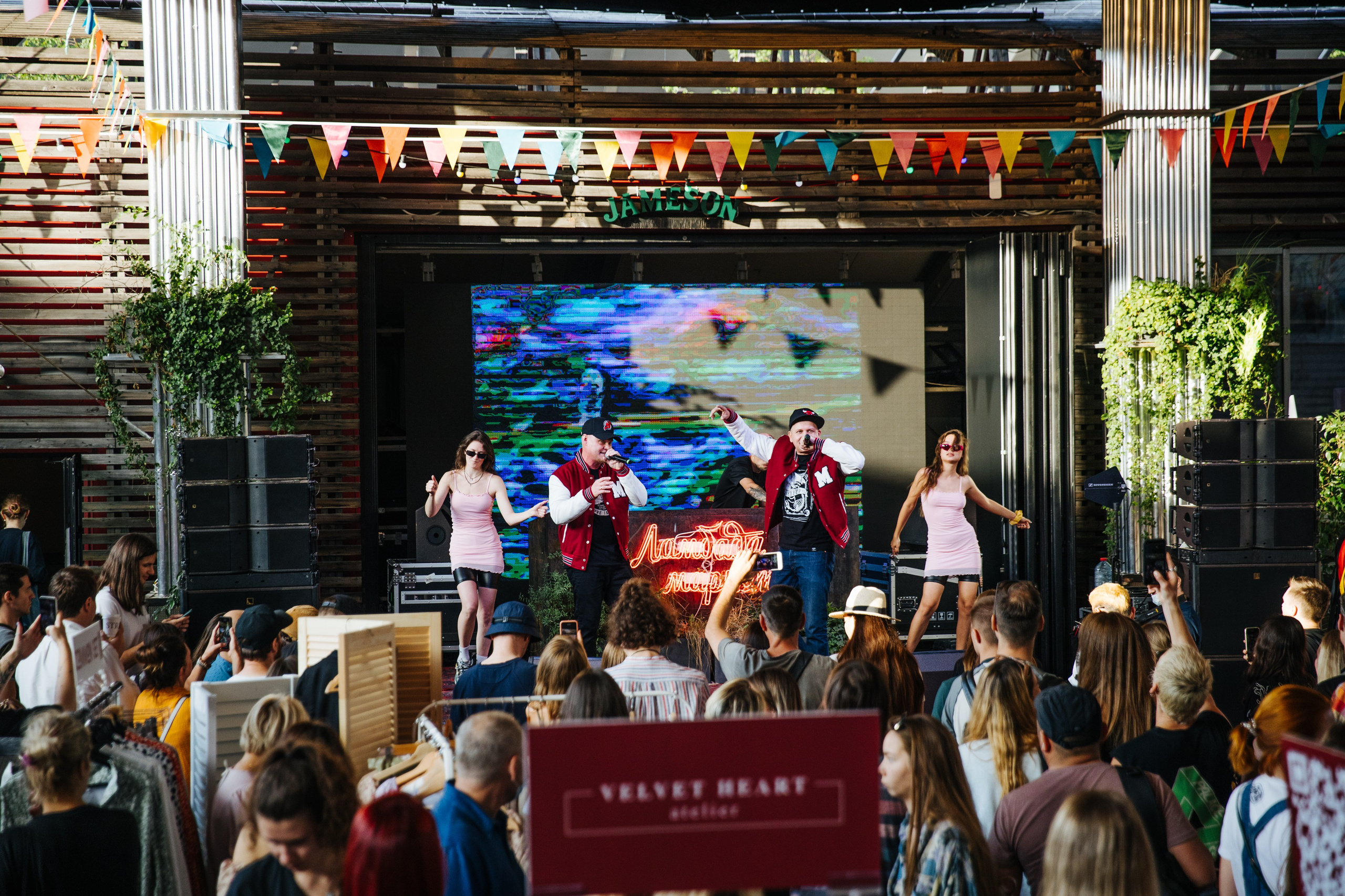 14–15 августа 2021 в «Стрелке». Фотоотчеты «Ламбада-маркета»