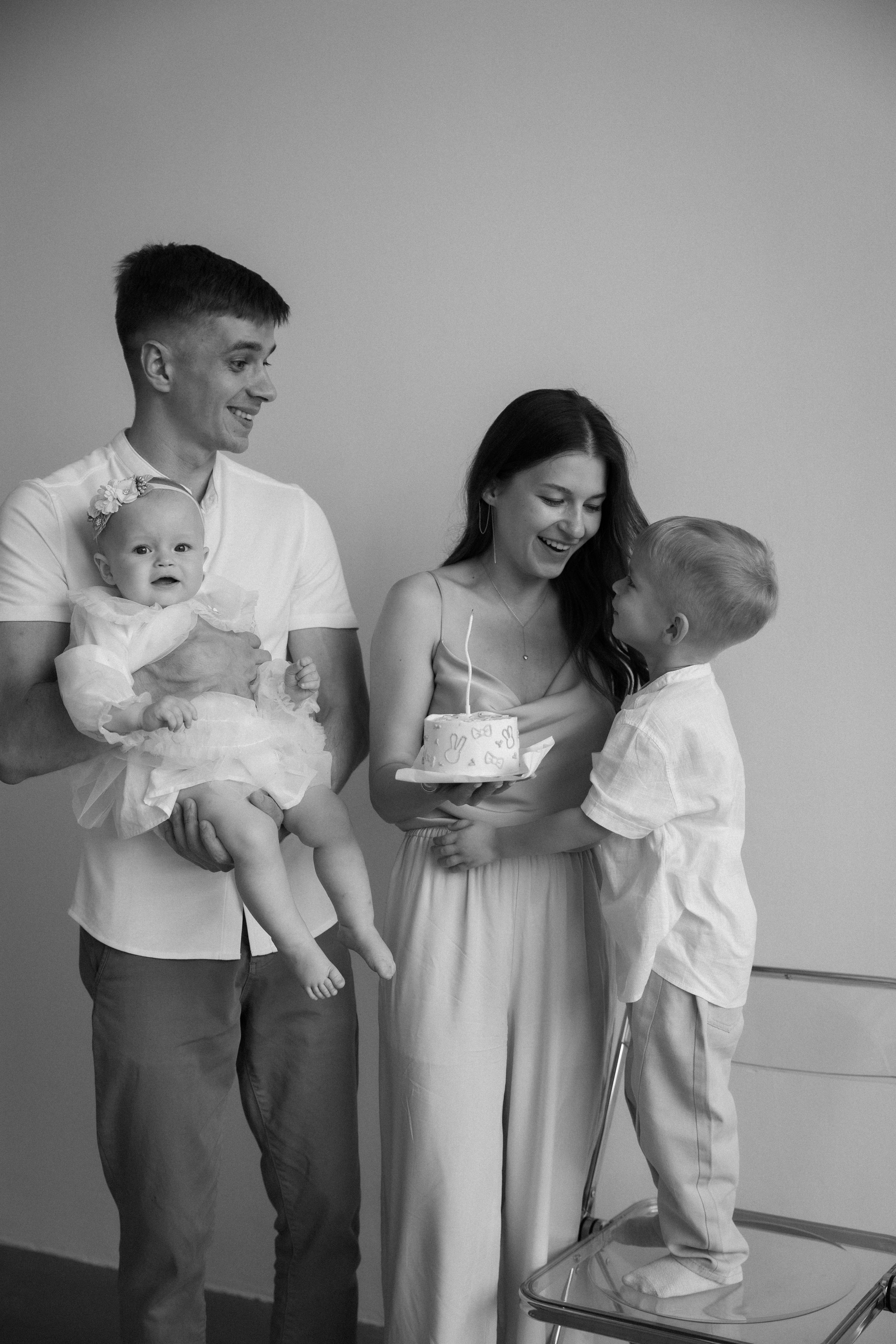 Павел + Анастасия + Демьян + Агата. Семейный и детский фотограф Юлия Шох