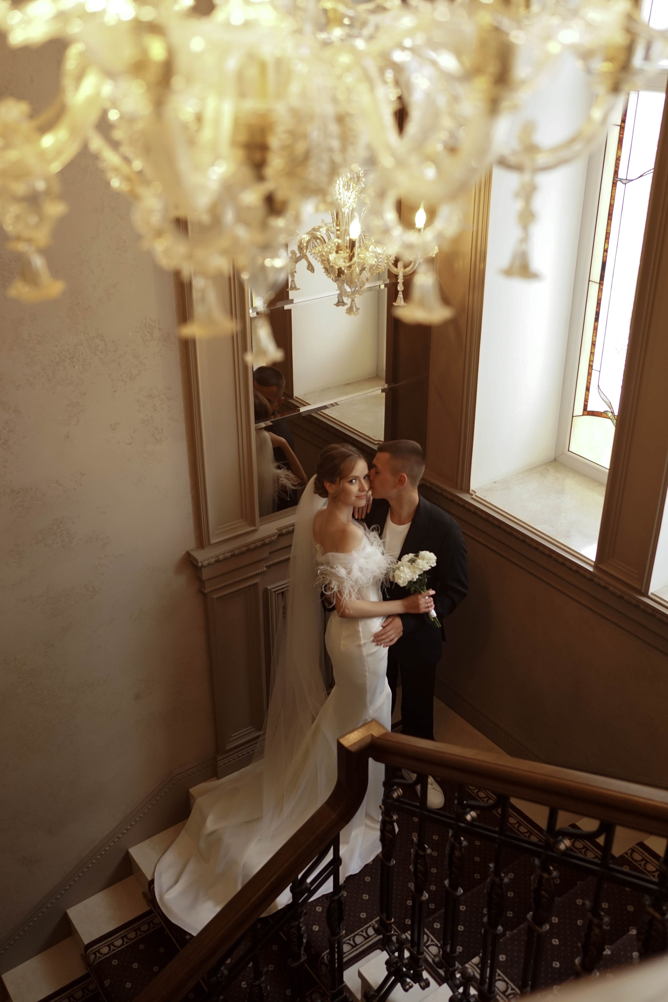 Катя и Олег: регистрация и свадебная съемка в отеле. Фотограф в Иркутске