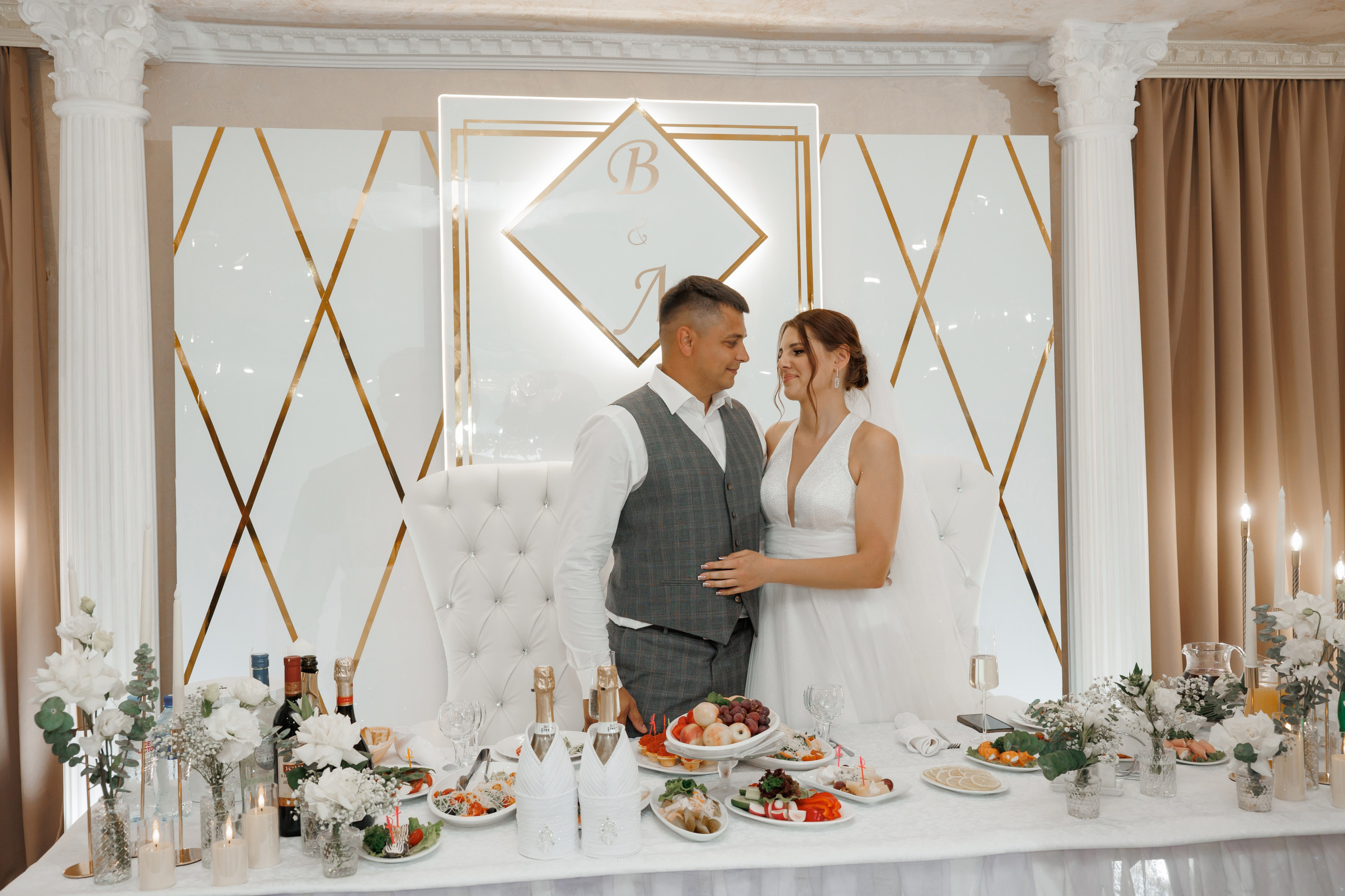 ЗАГС Бутово и Остафьево. Свадебный и репортажный фотограф (Москва, Королев и другие)