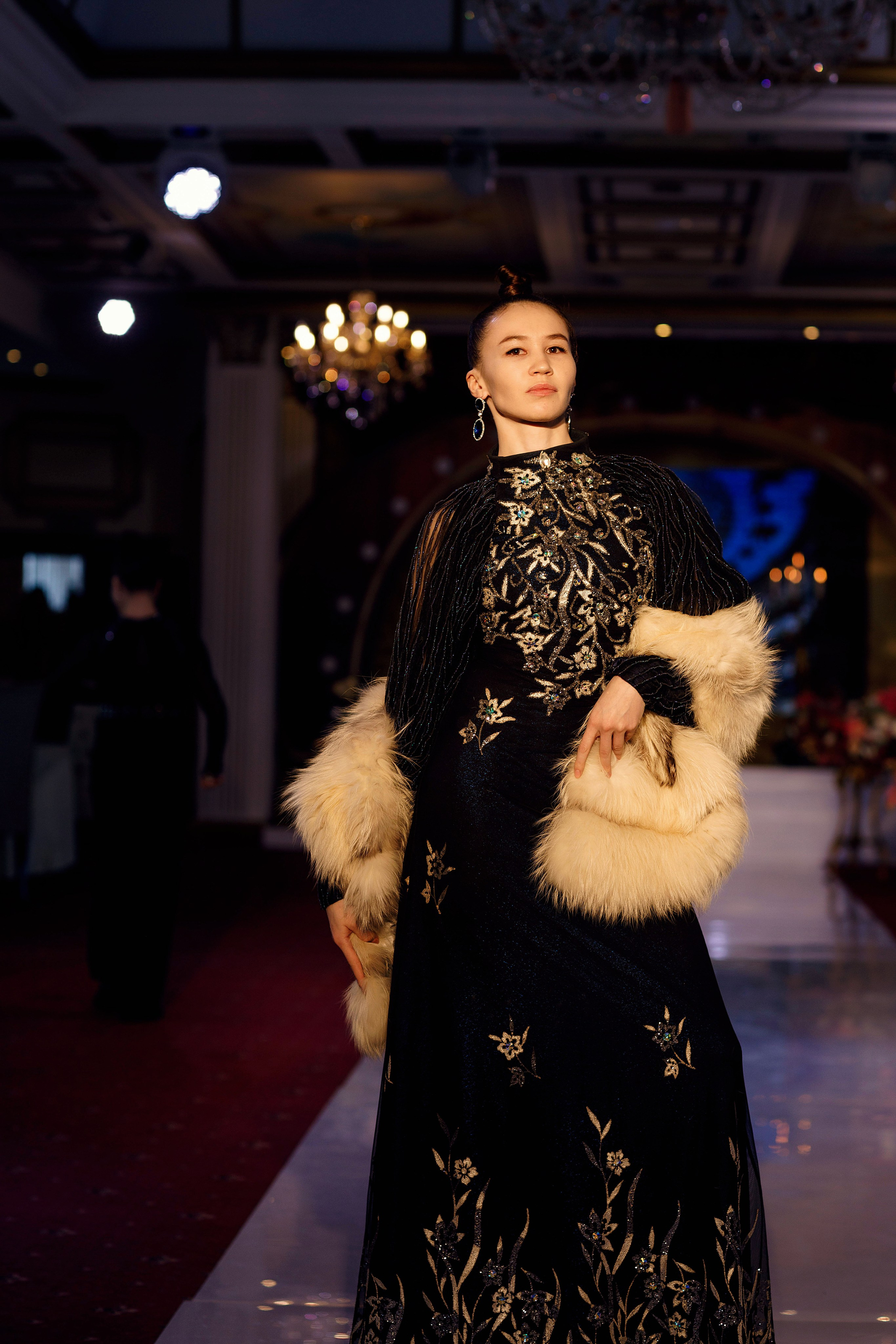 Показ коллекции Игоря Дадиани — 2023.04.01. Портретный и репортажный фотограф в Чебоксарах Андриян Чаркин