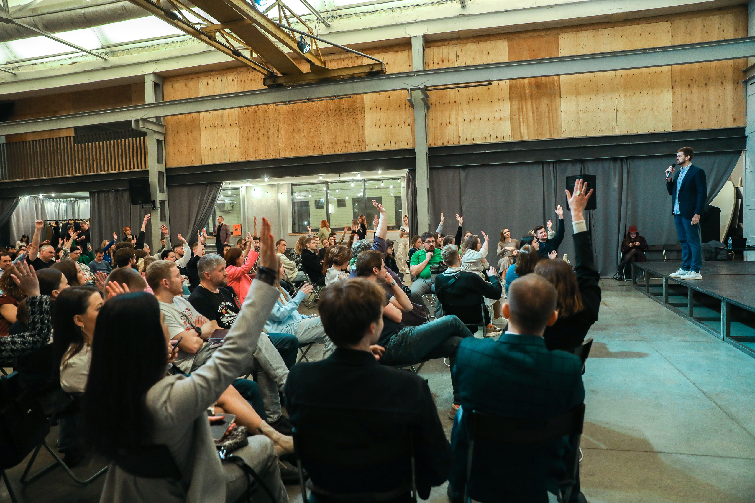 БИЗНЕС ФАКТ. Photographer Viktoriya Markushina «My world throug»