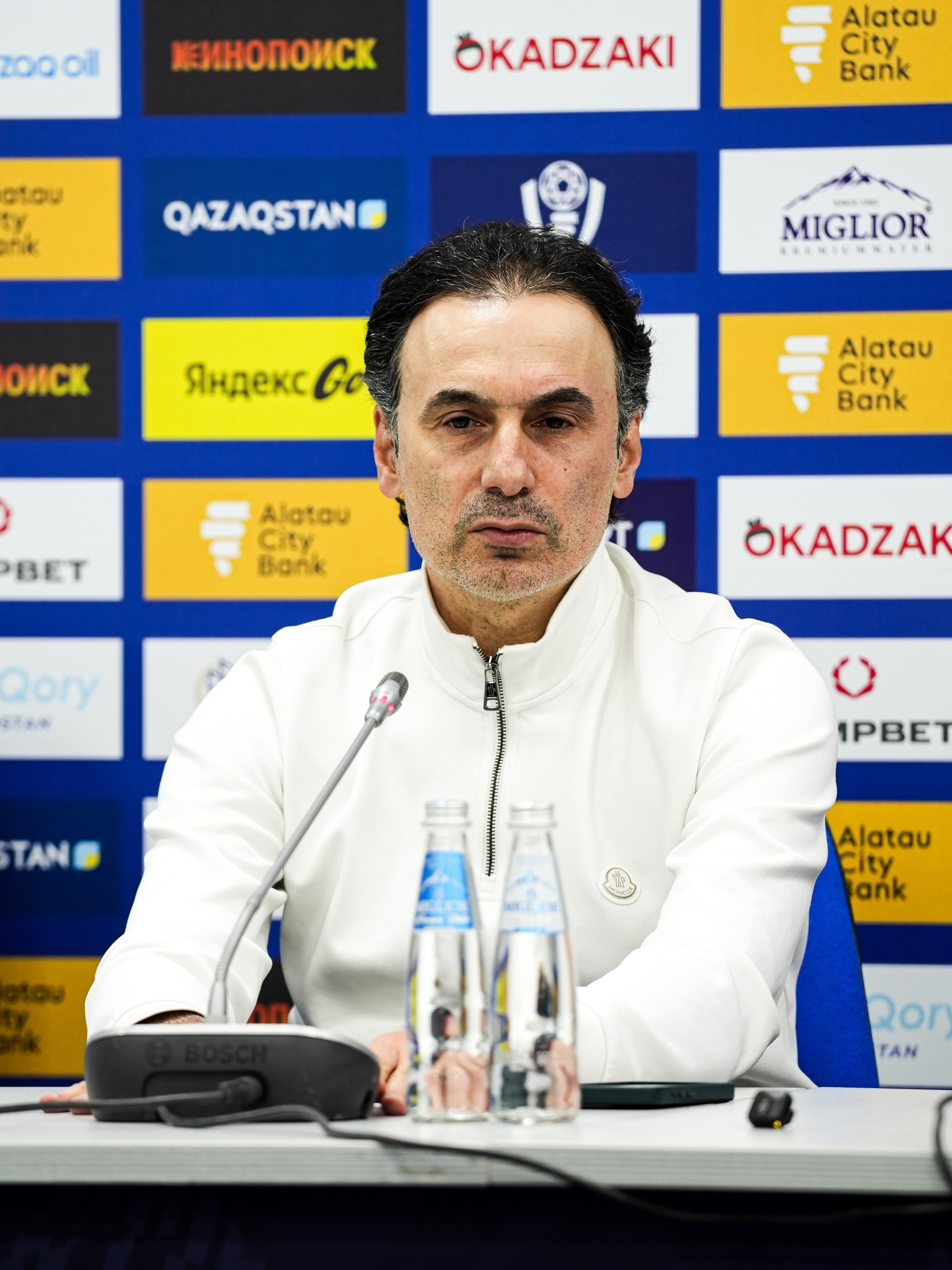 FC ASTANA. Здравствуйте Меня зовут Берден Ансар, Я профессиональный фотограф