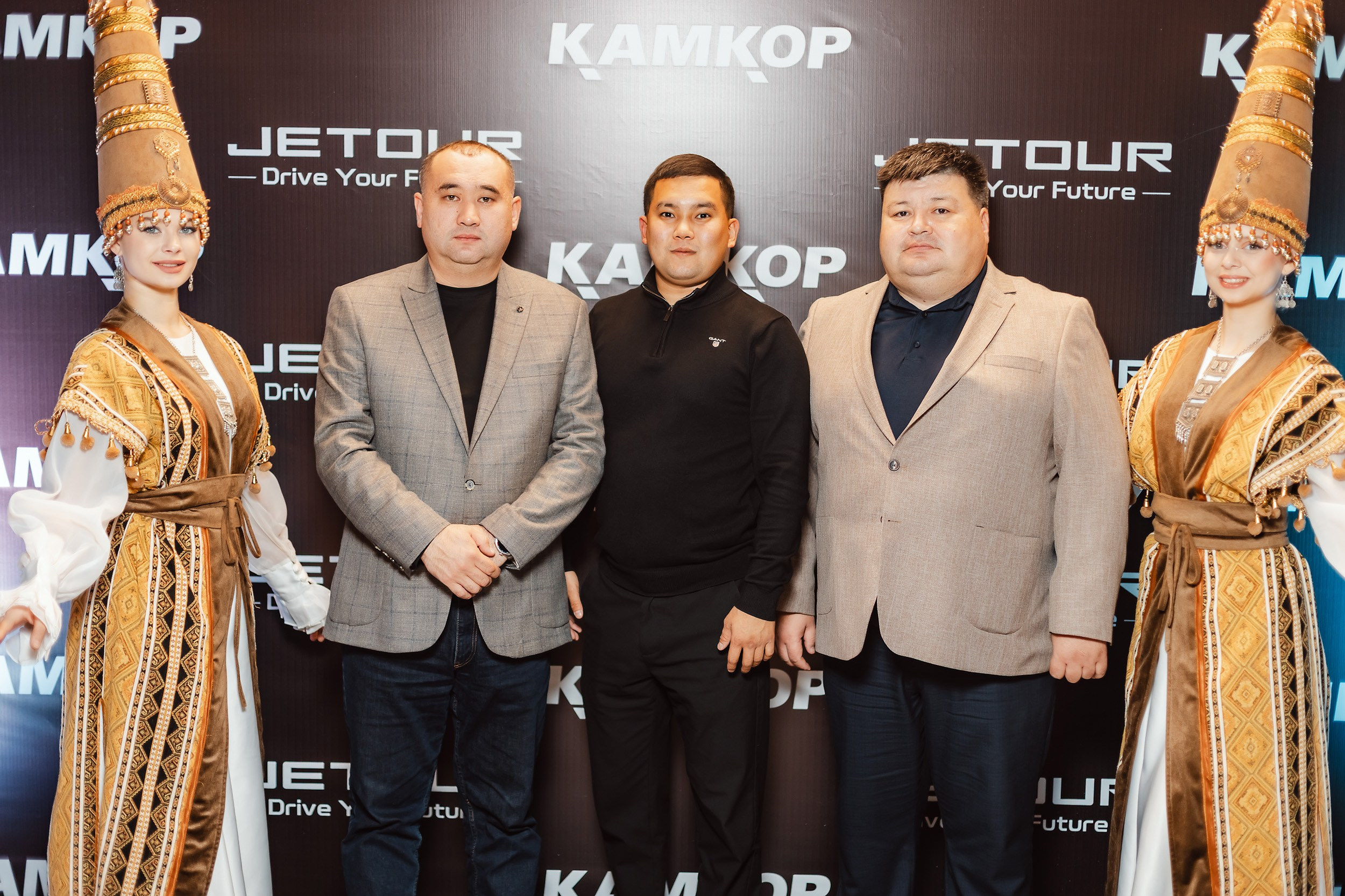 Открытие Jetour. Кипятком Павлодар