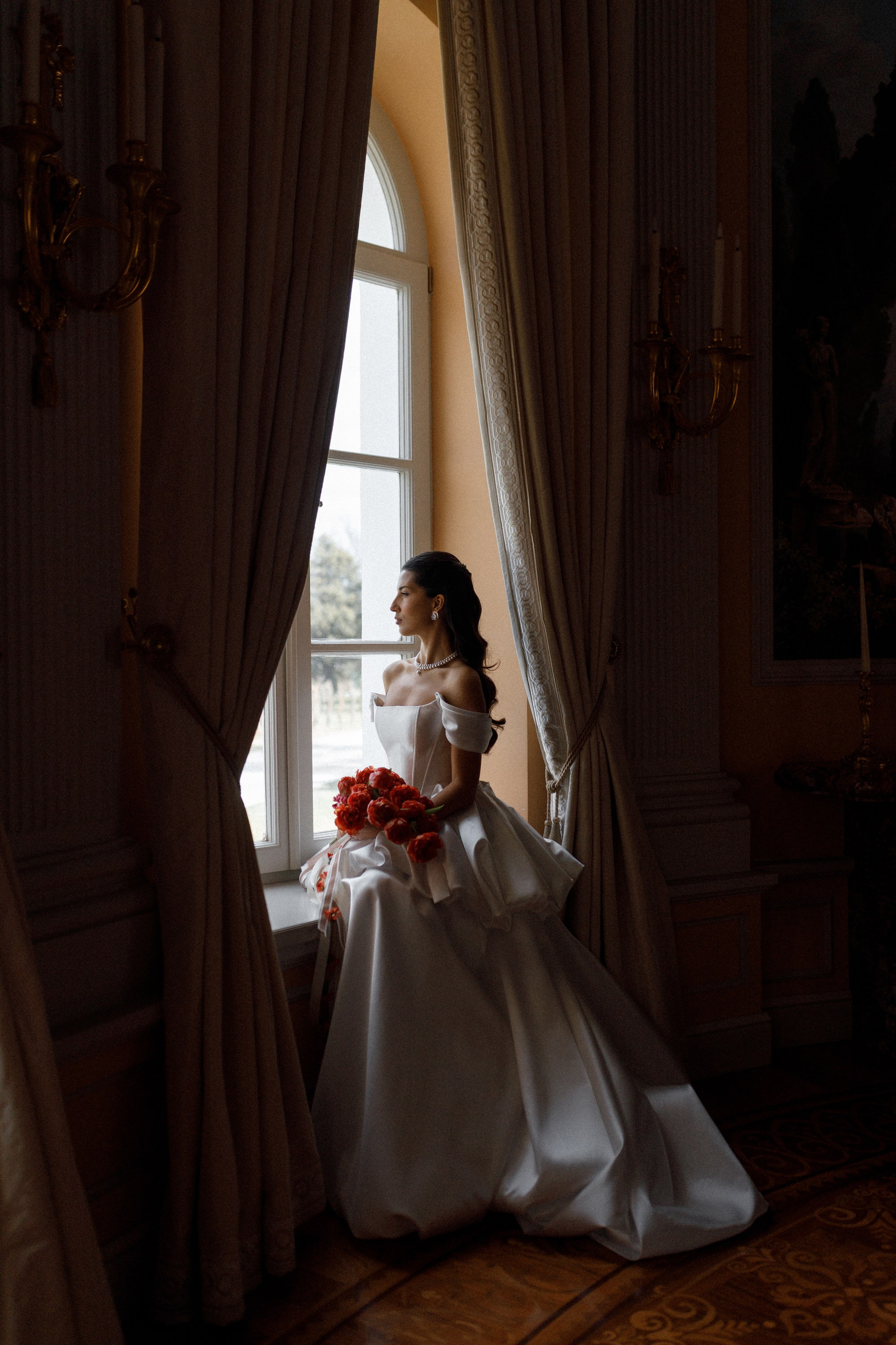 Петр и Лейла