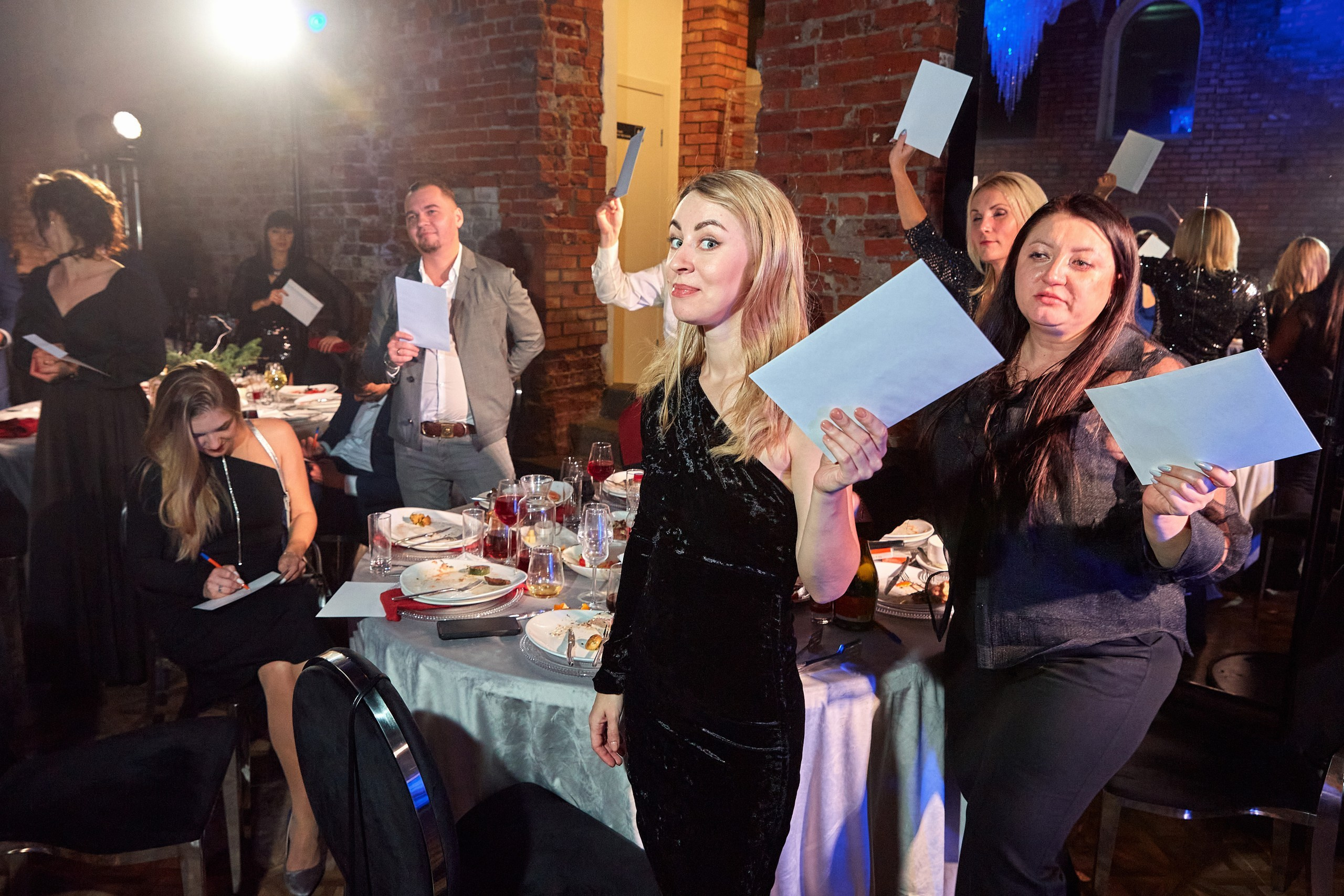 Компания Clarity / Пространство HIDE. Антон Артюшин, портретный фотограф. Москва