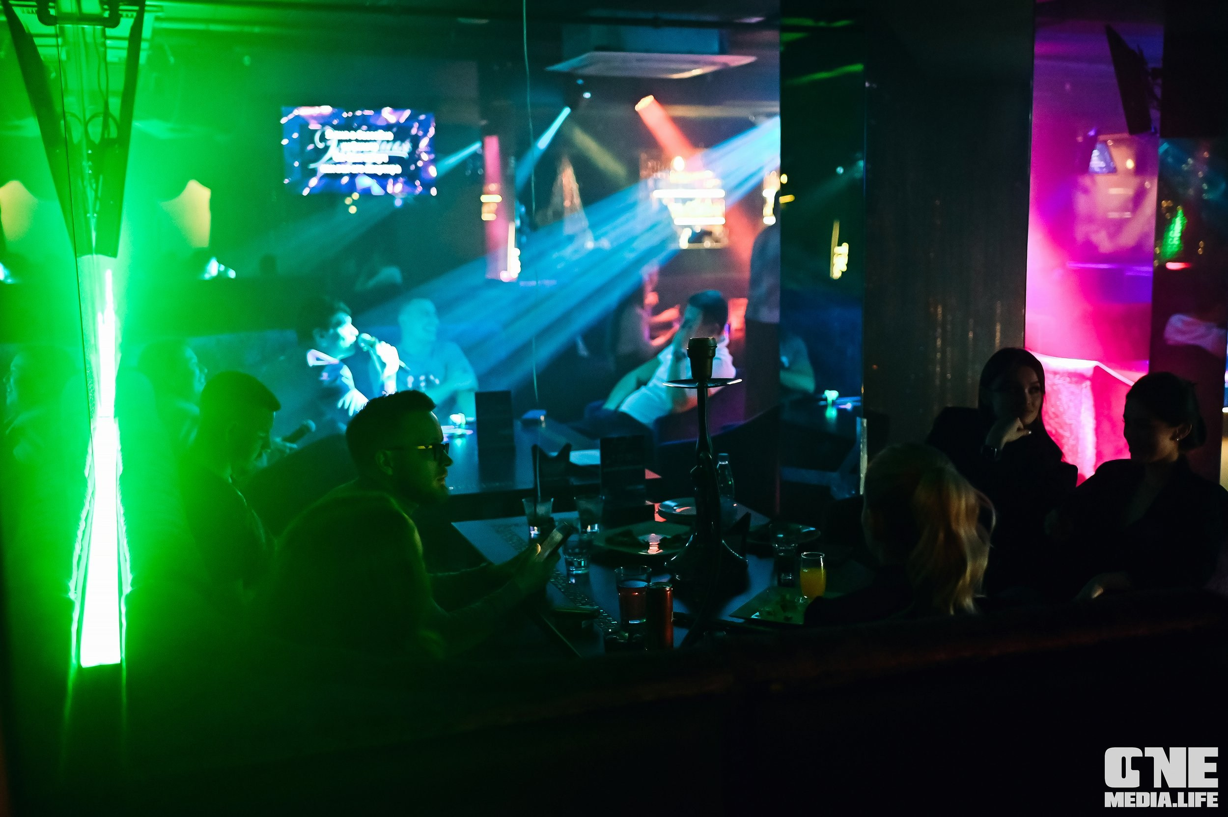 Фоторепортаж из караоке-клуба Эйфория. One Media Life: фоторепортажи, фотоотчеты с мероприятий и заведений