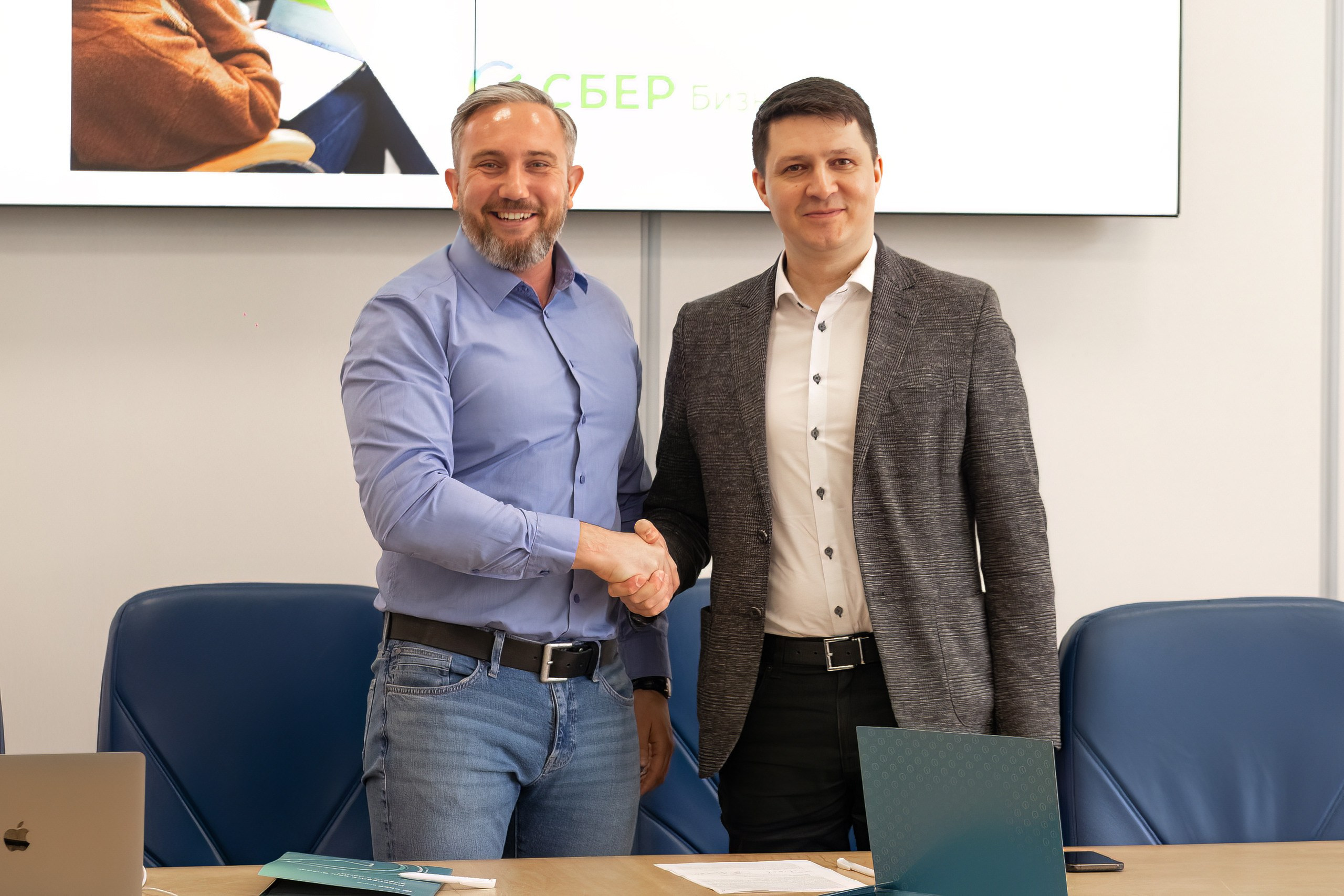 SBER. Подписание договоров c малыми бизнесами. KORSHIKOV SERGEY