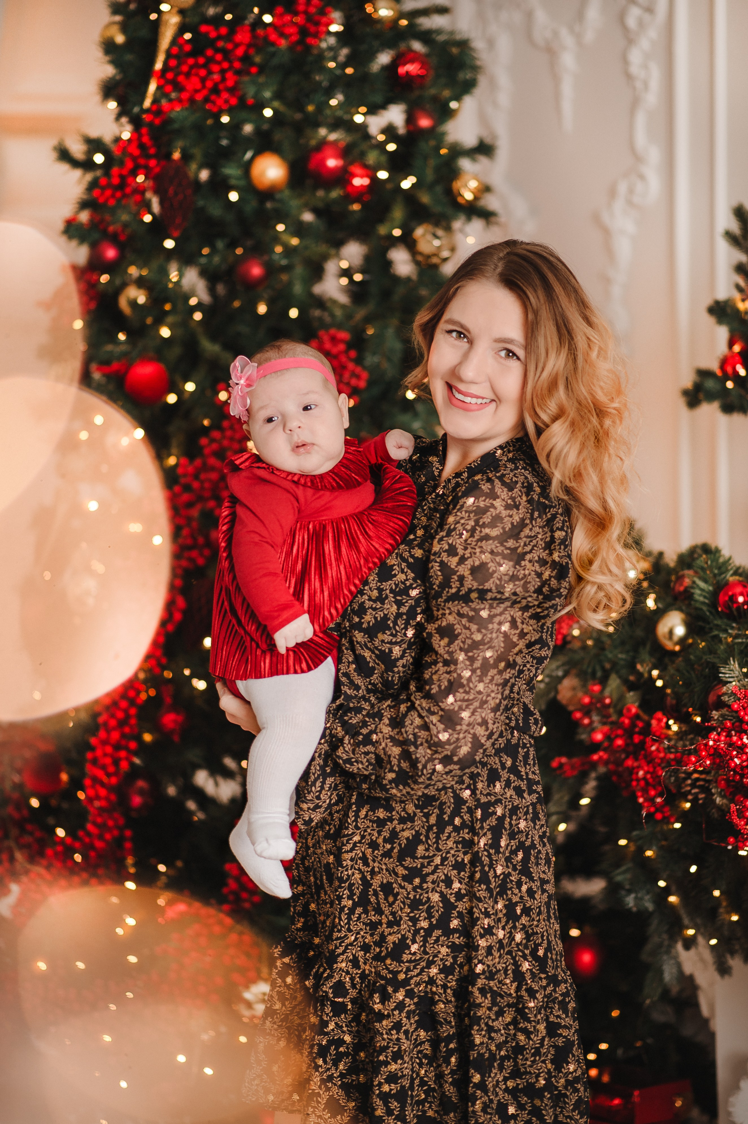 Новогодняя фотосессия в студии. Дмитрий Черяник свадебный и семейный фотограф