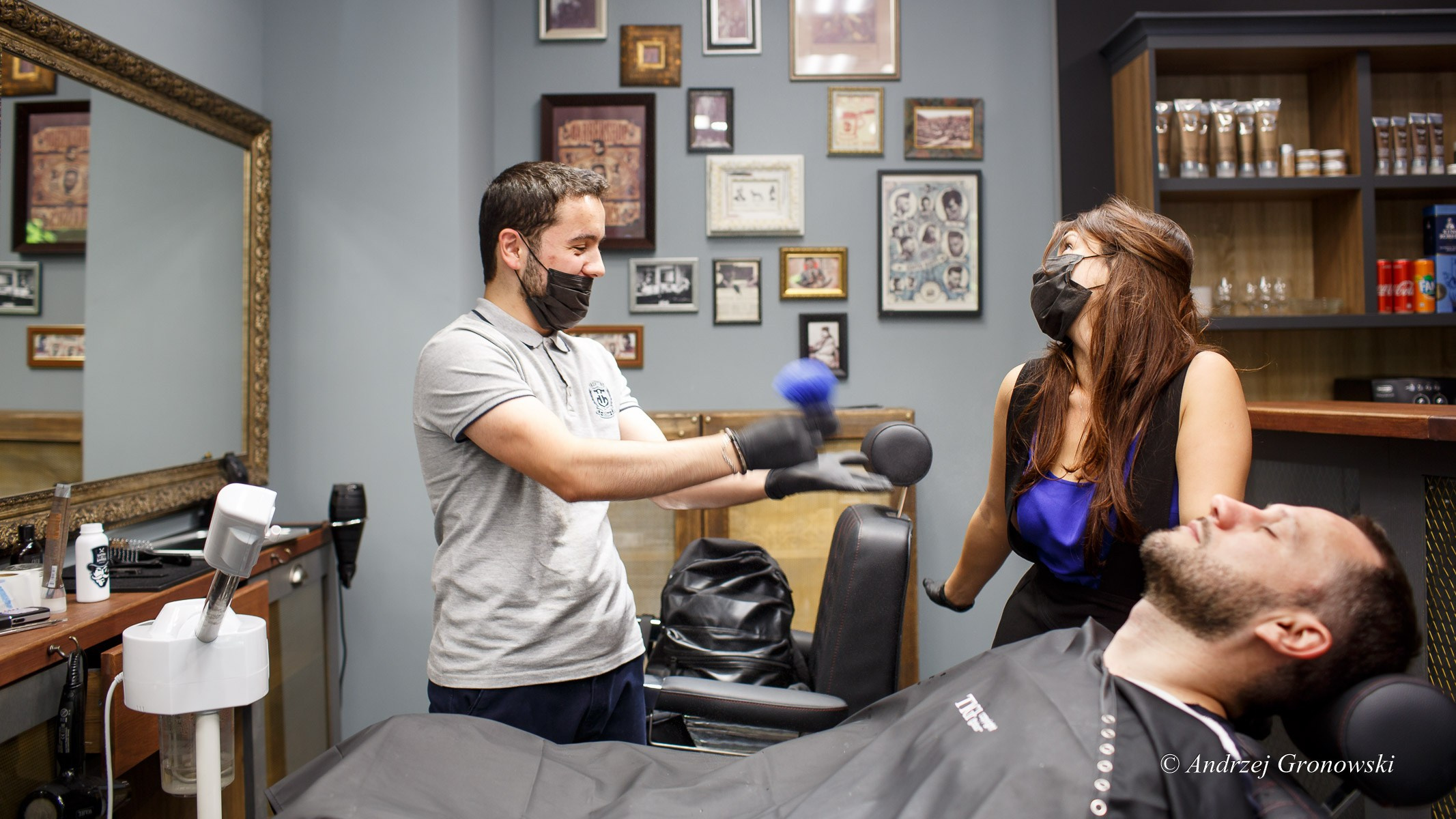 Barbershops. A. Gronowski — Portrait female photographer in Kaliningrad | Portraits, Nude