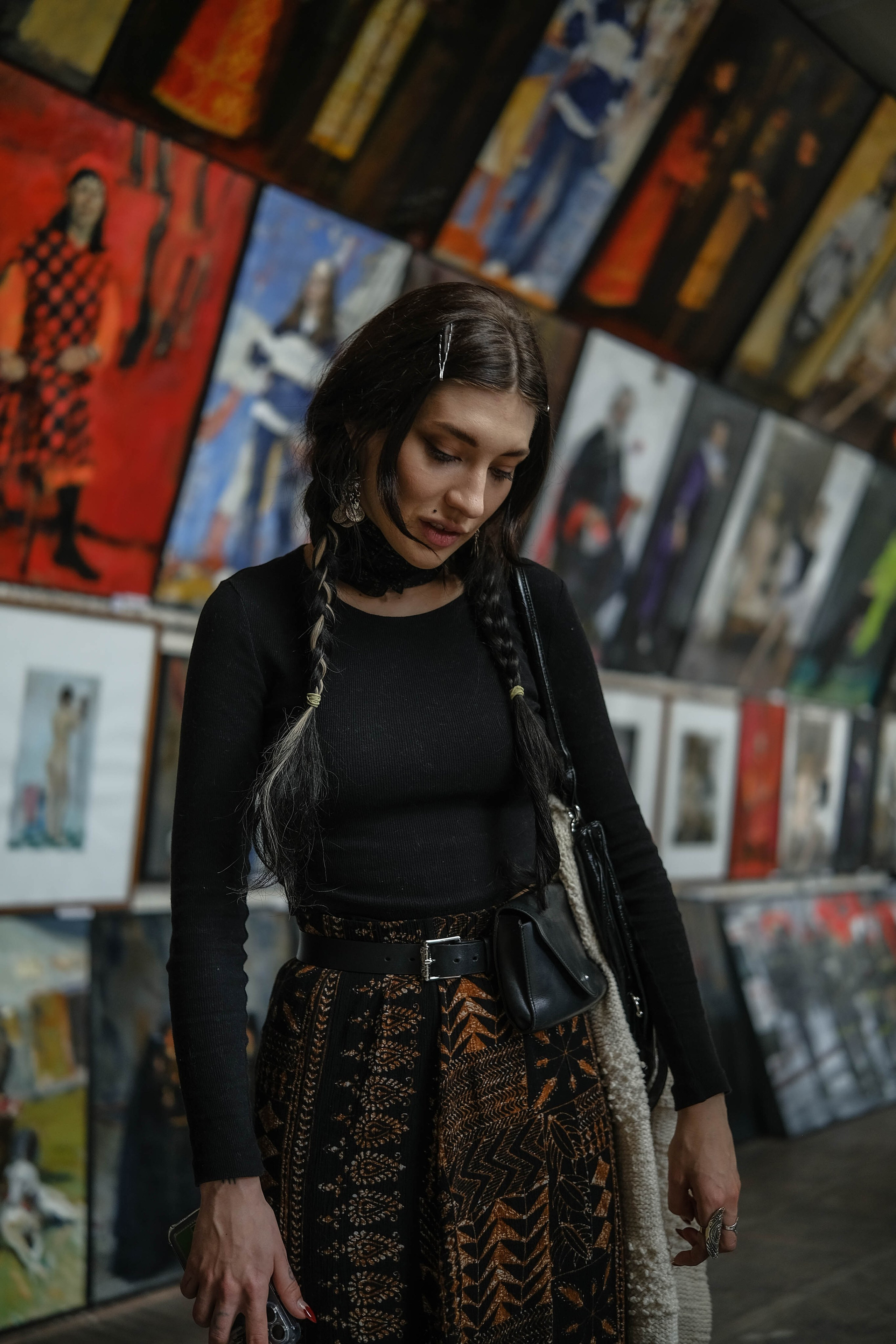 Репортаж частной экскурсии художника Михаила Соловьева в академии художеств Репина. Портретные и творческие съемки Санкт-Петребург