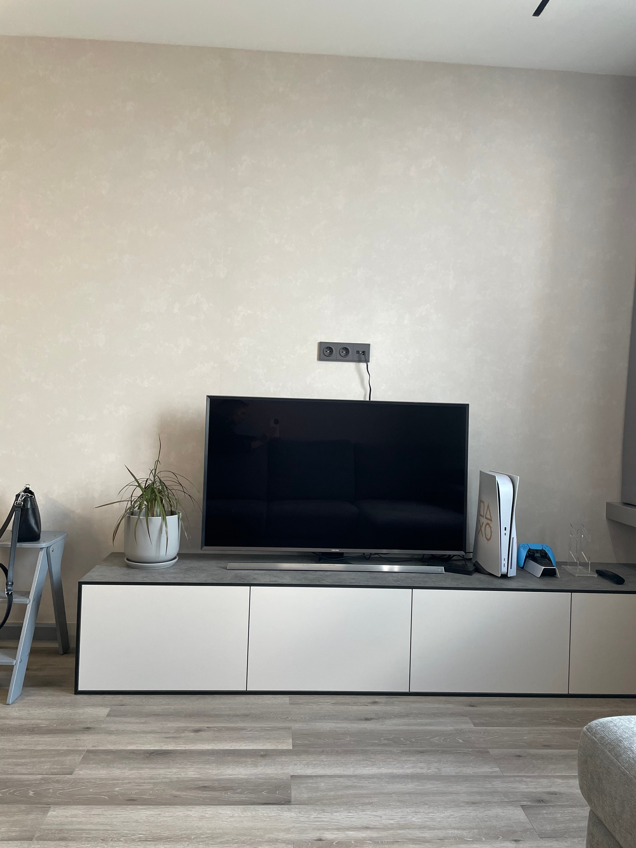 ЖК Парк Столиц. Дизайнер Инна Сидамон-Эристави. Мебель на заказ