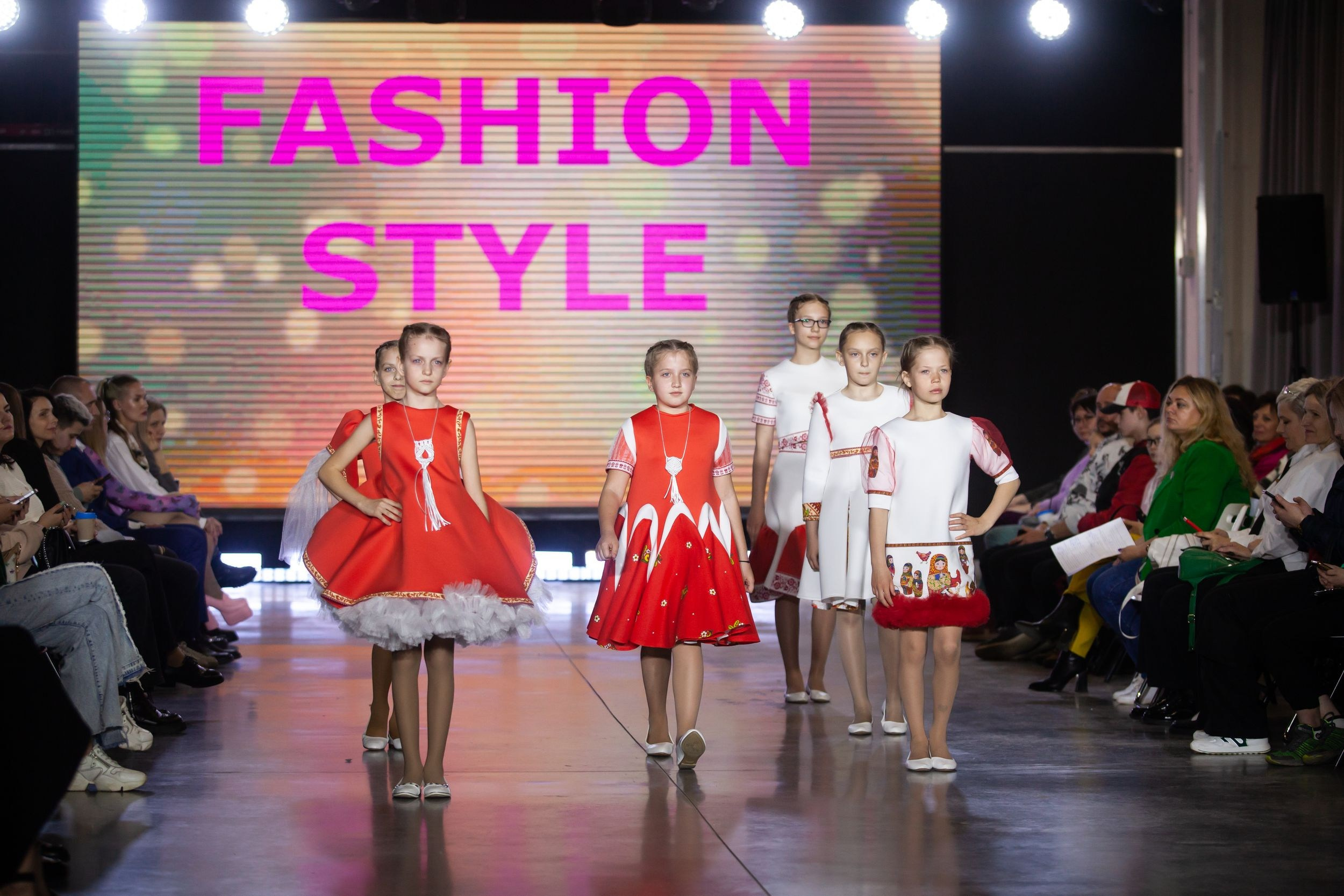 Фестиваль моды и красоты Fashion Style (11 мая 2024). Репортажный фотограф Алексей Пирязев