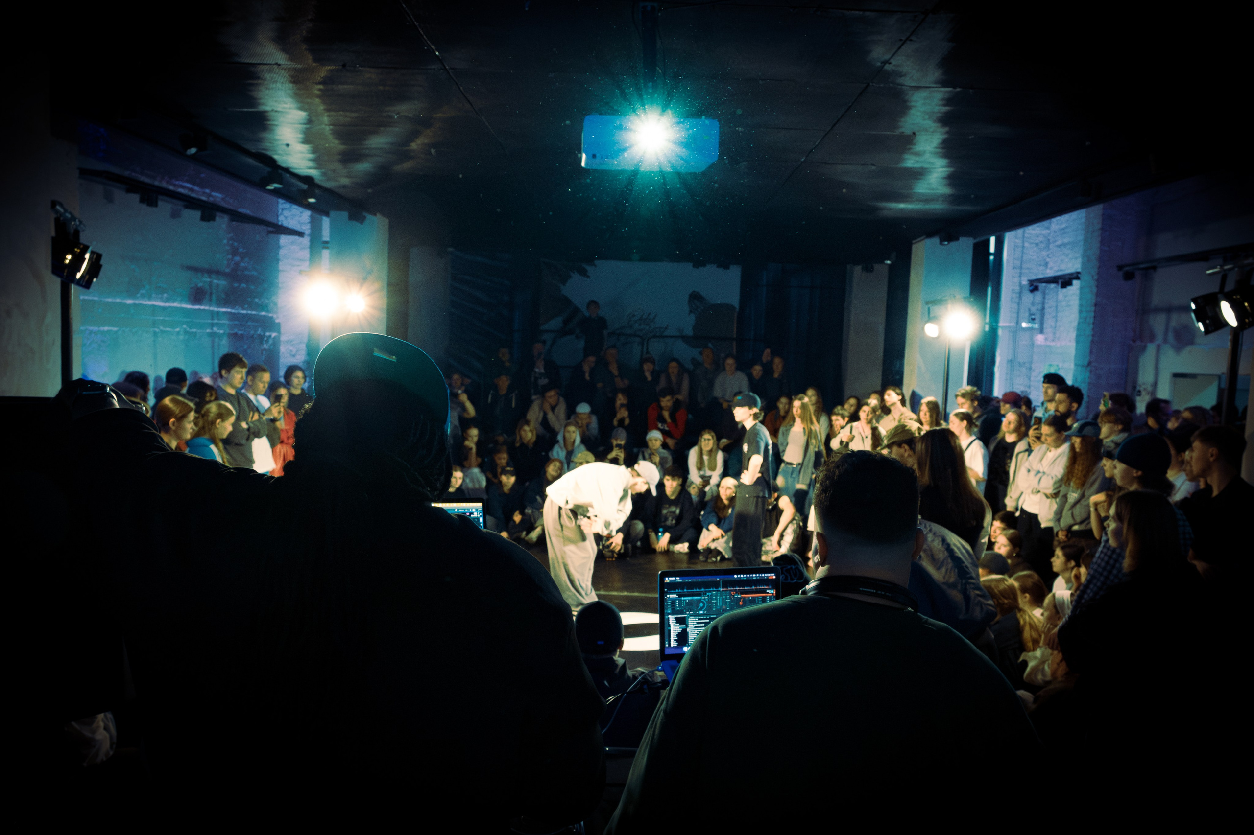 ODD BATTLE 04/05 (@youlovebu). Соня бу тебя сфоткала