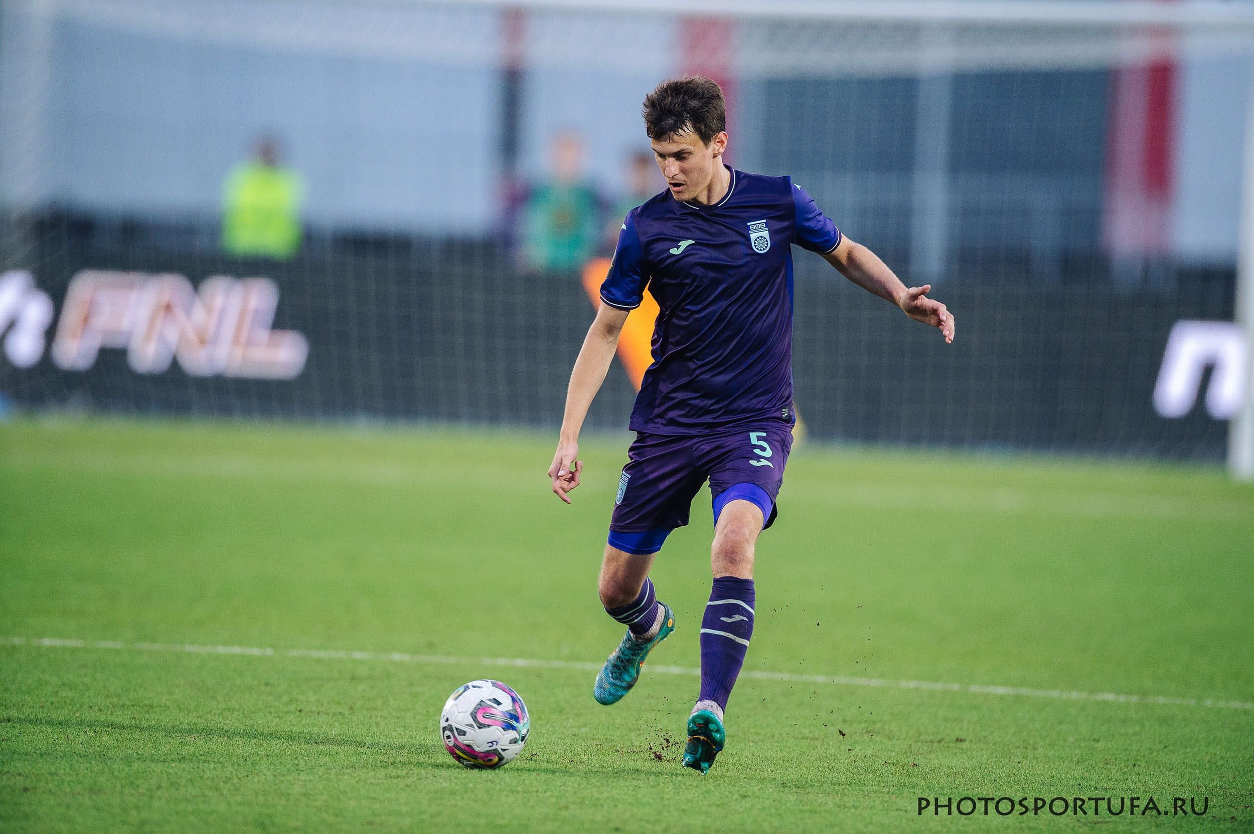 Россия — МЕЛБЕТ — Первая Лига. 4 -й тур «ФК УФА» — ФК «Тюмень». Спортивный фотограф в Уфе Евгений Буров