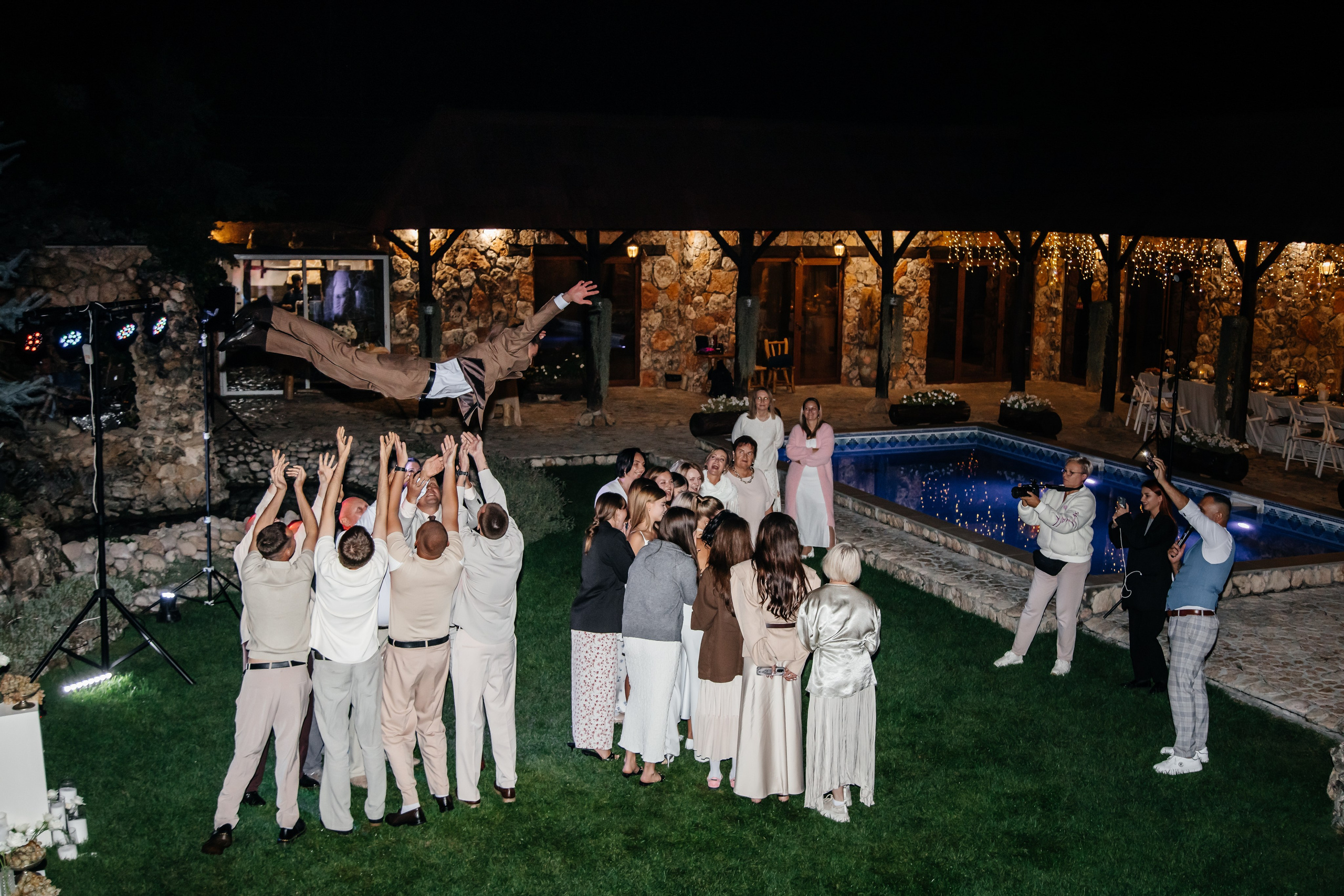 Анонс свадьбы для Павла и Евгении. Усадьба Феодоро. Свадебный фотограф в Крыму и Севастополе Ольга Баскакова