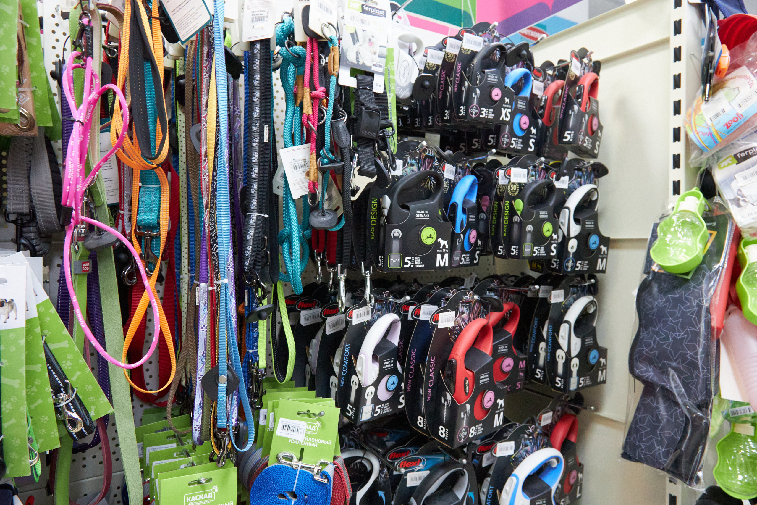 Магазин товаров для животных «Бетховен». Фотограф Сергей Феденко