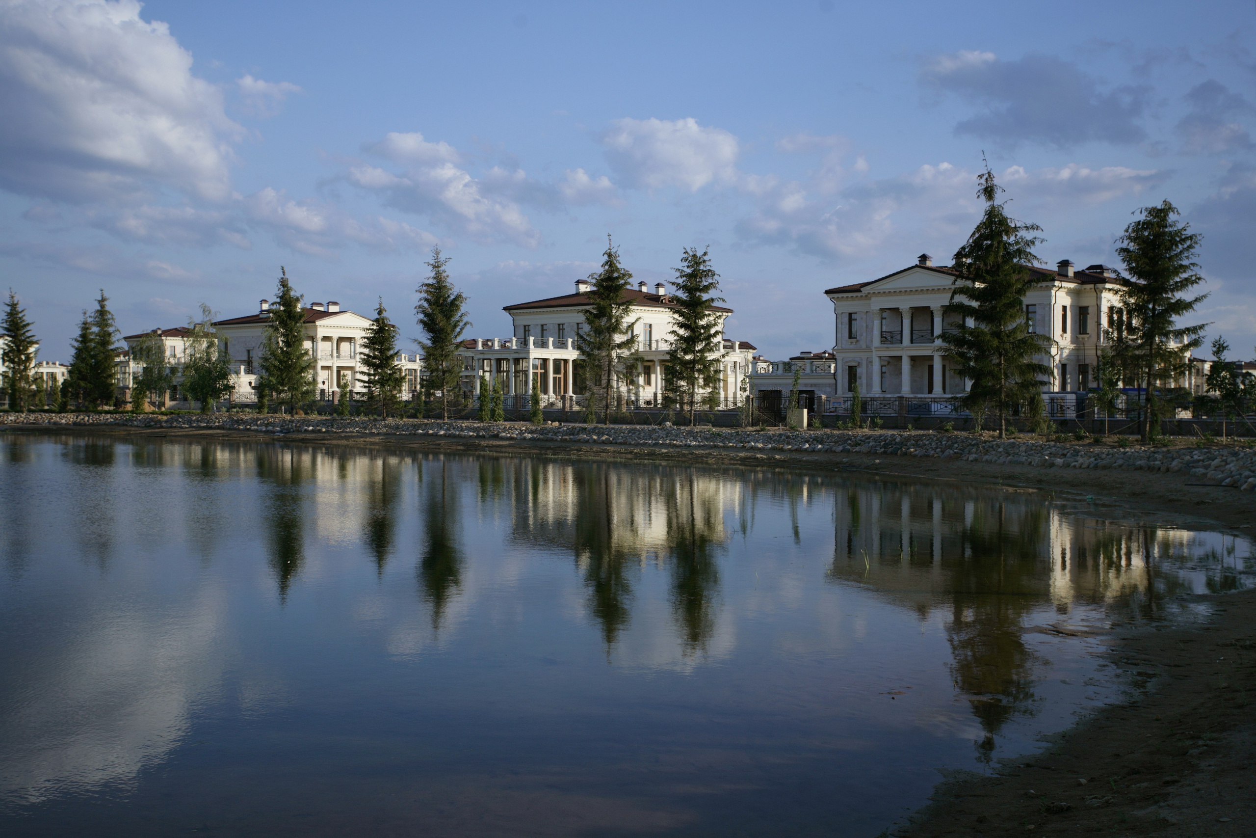 Недвижимость