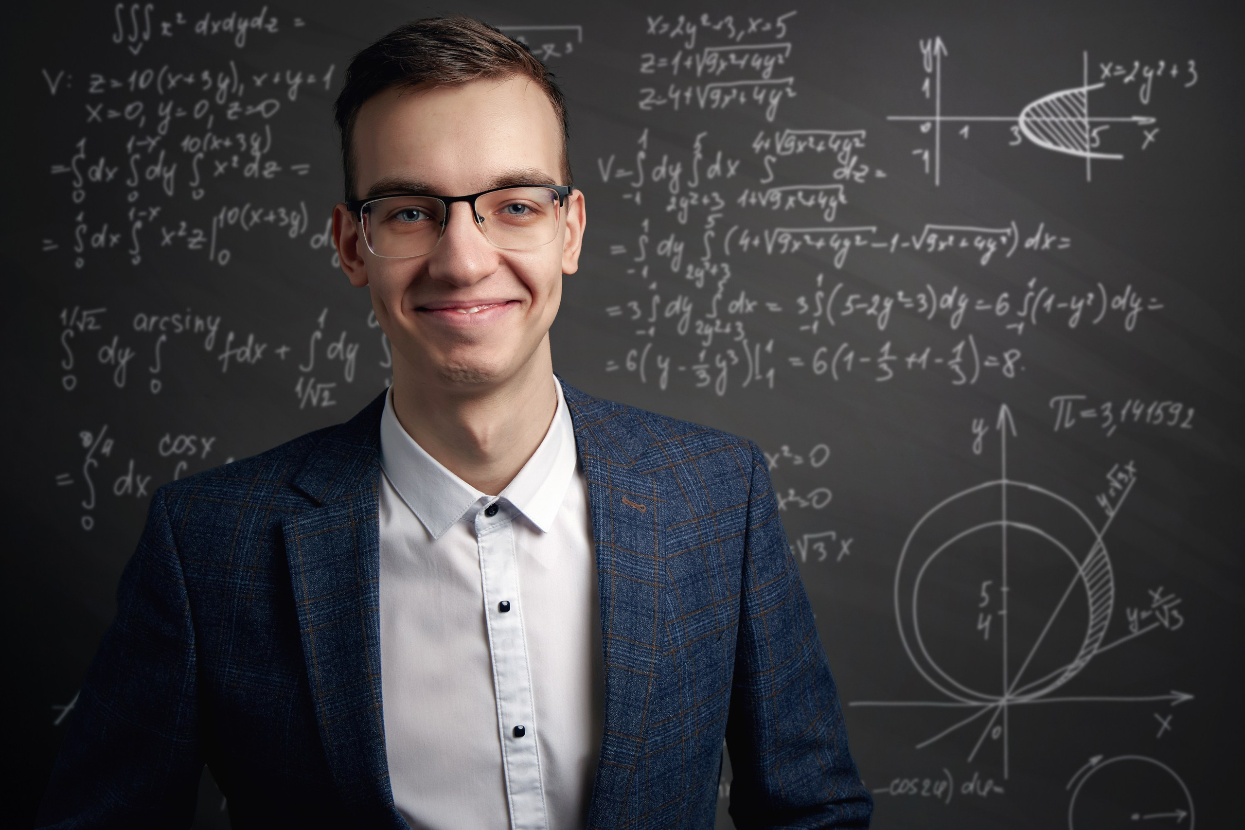 Сделать фото в деловом стиле Зеленограде, бизнес портрет, деловой портрет, фото для резюме. Фото на документы в Зеленограде. Фото на паспорт. Портретная фотостудия ЛукБук. Деловой портрет. Семейный портрет. Предметная фотосъемка