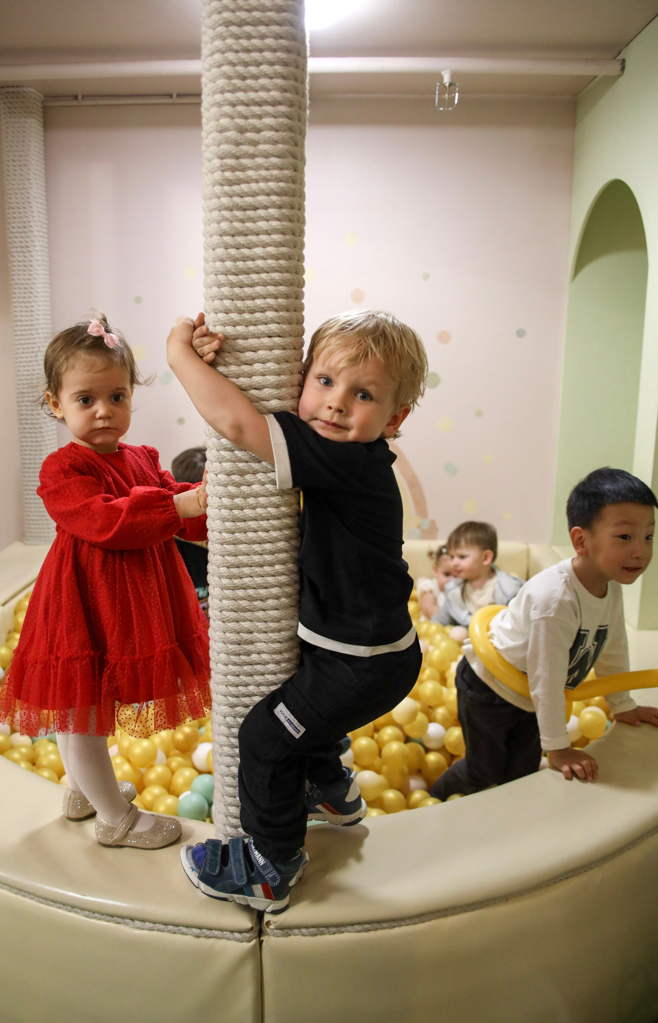 День Рождение Алисы. БАМБИНИ БАР. Главная