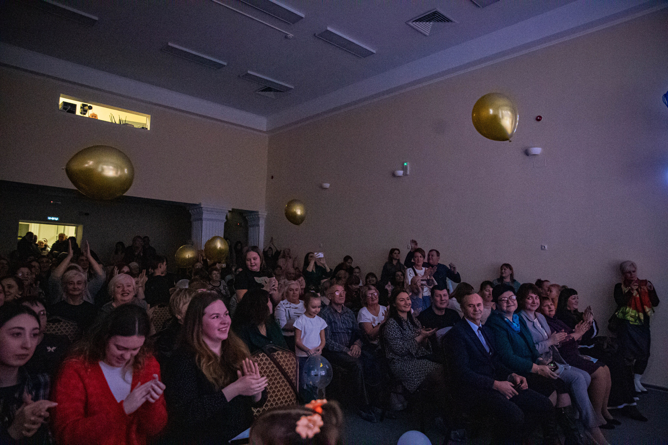 «Конфетти» Юбилейный концерт «Твори Добро». Фотограф Дарья Маташкова