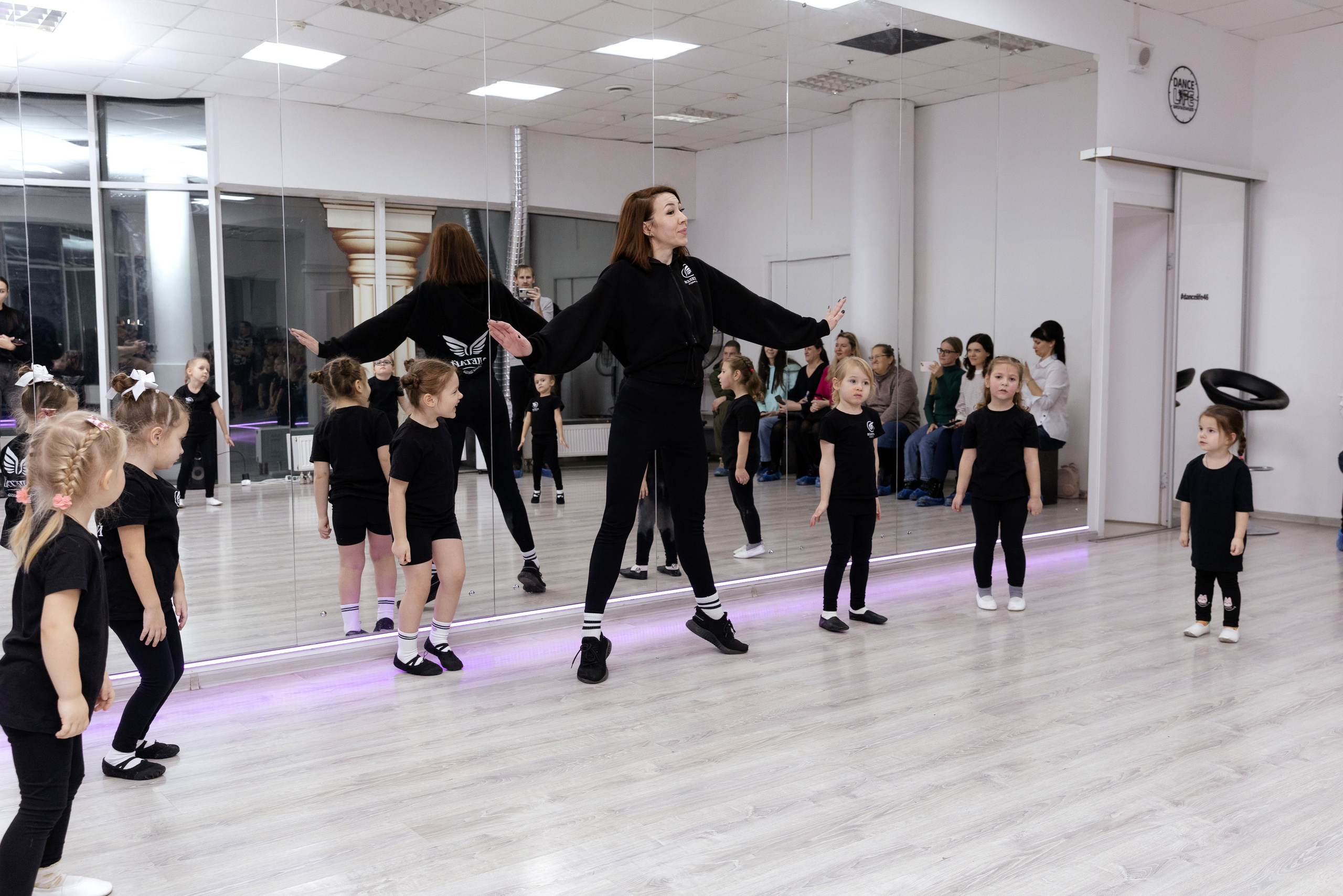 Студия «Взлетай». Открытый урок. Семейный фотограф — Макс Белогрудов
