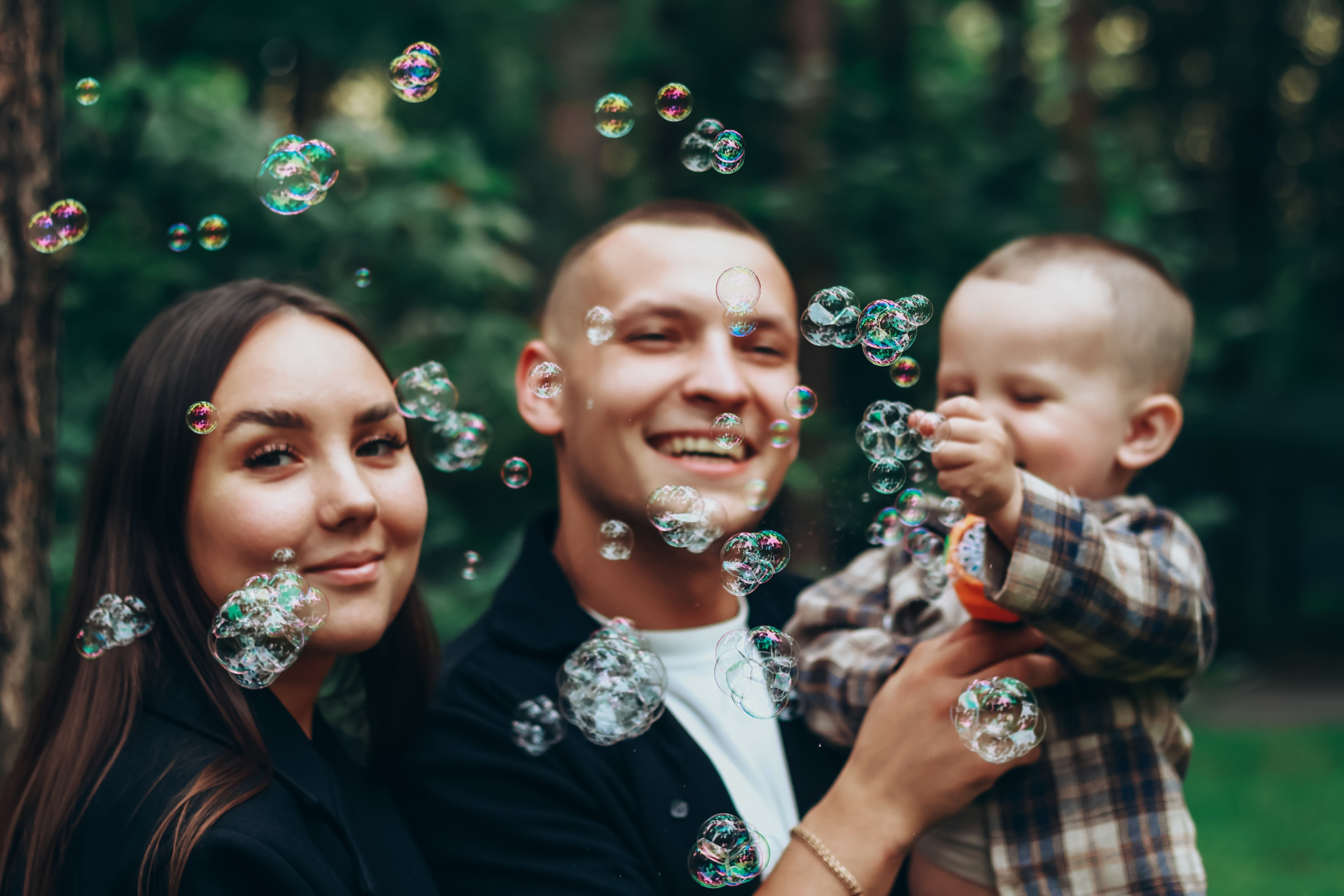 Семейная фотосессия в летнем парке, Екатеринбург. Фотограф в Екатеринбурге Пойгина Елена
