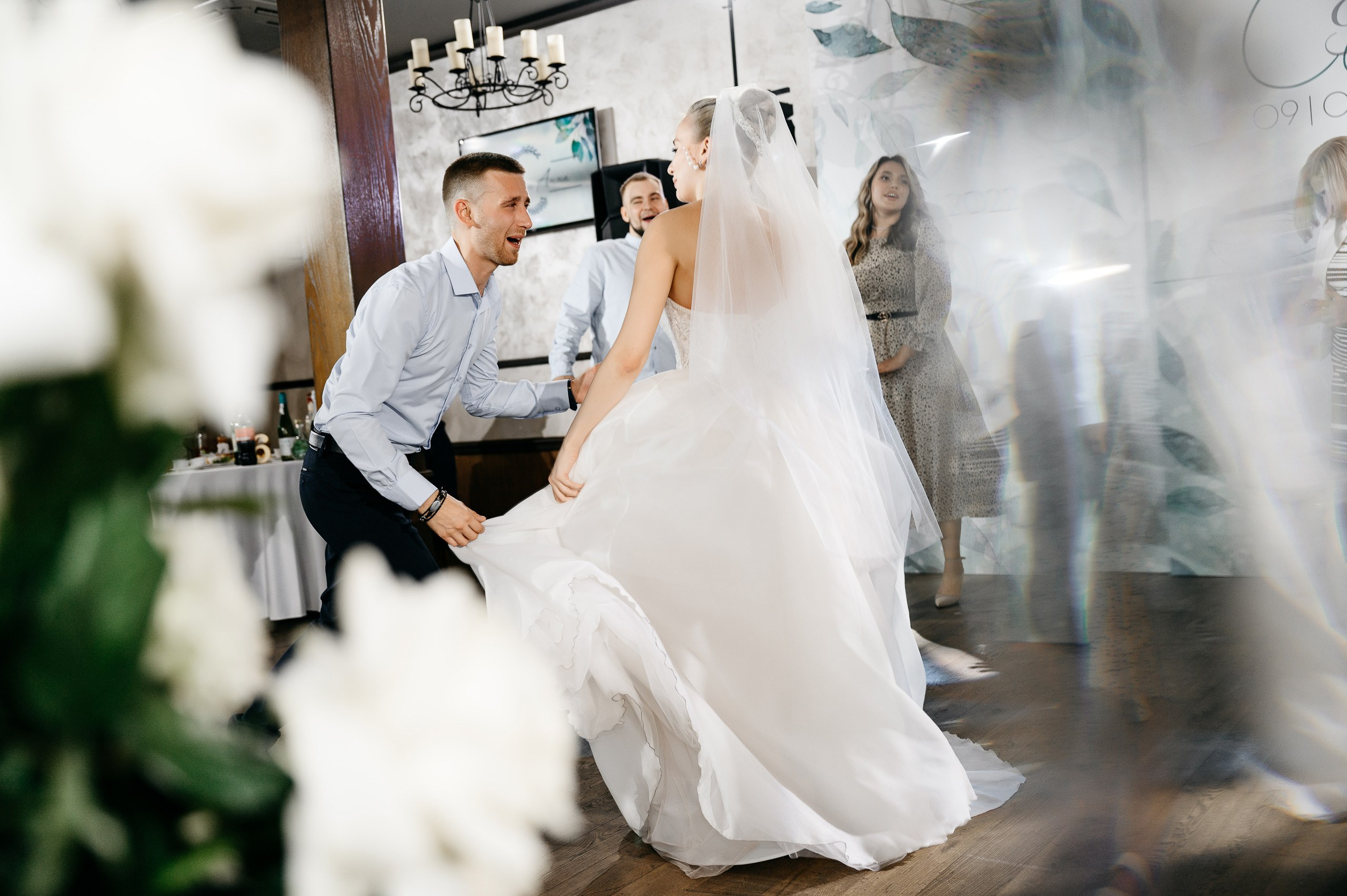 Живые эмоции на свадьбе. Свадебный фотограф в Красноярске