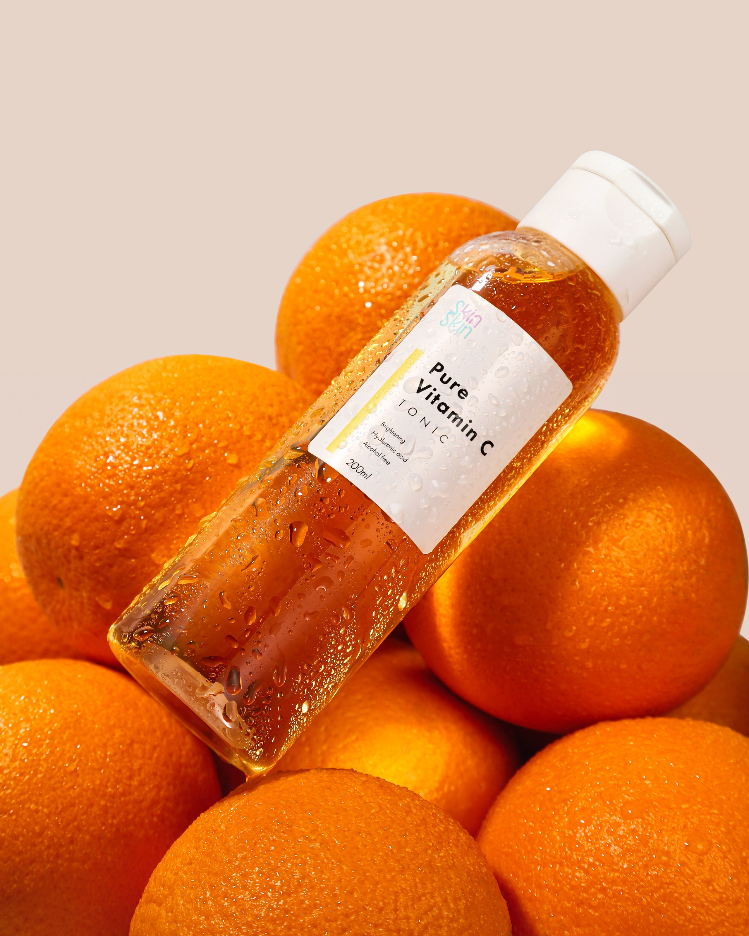 PRODUCT. RETOUCHER / Beauty / Product / Fashion / Commercial