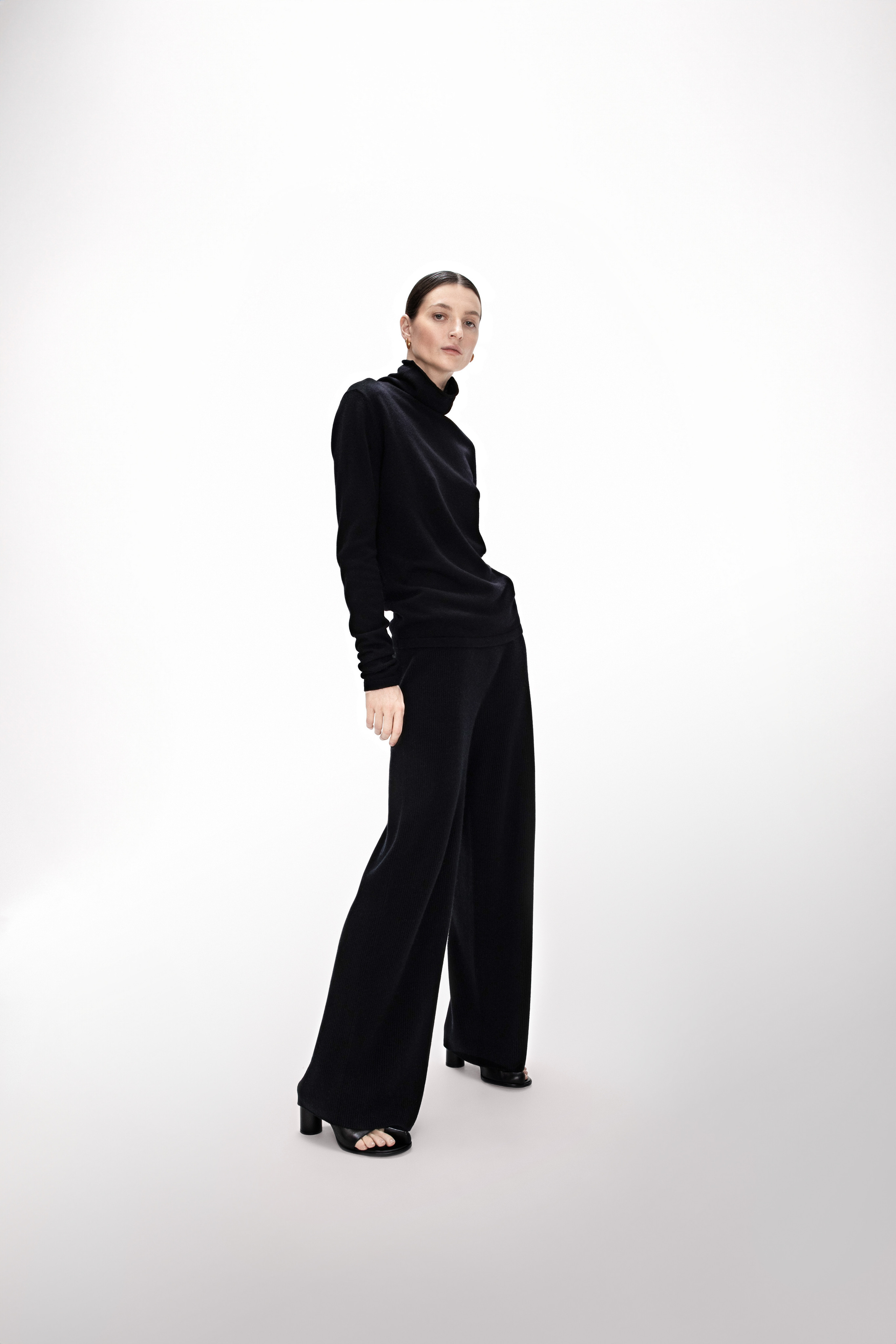 LOOKBOOK. Hope_retouch