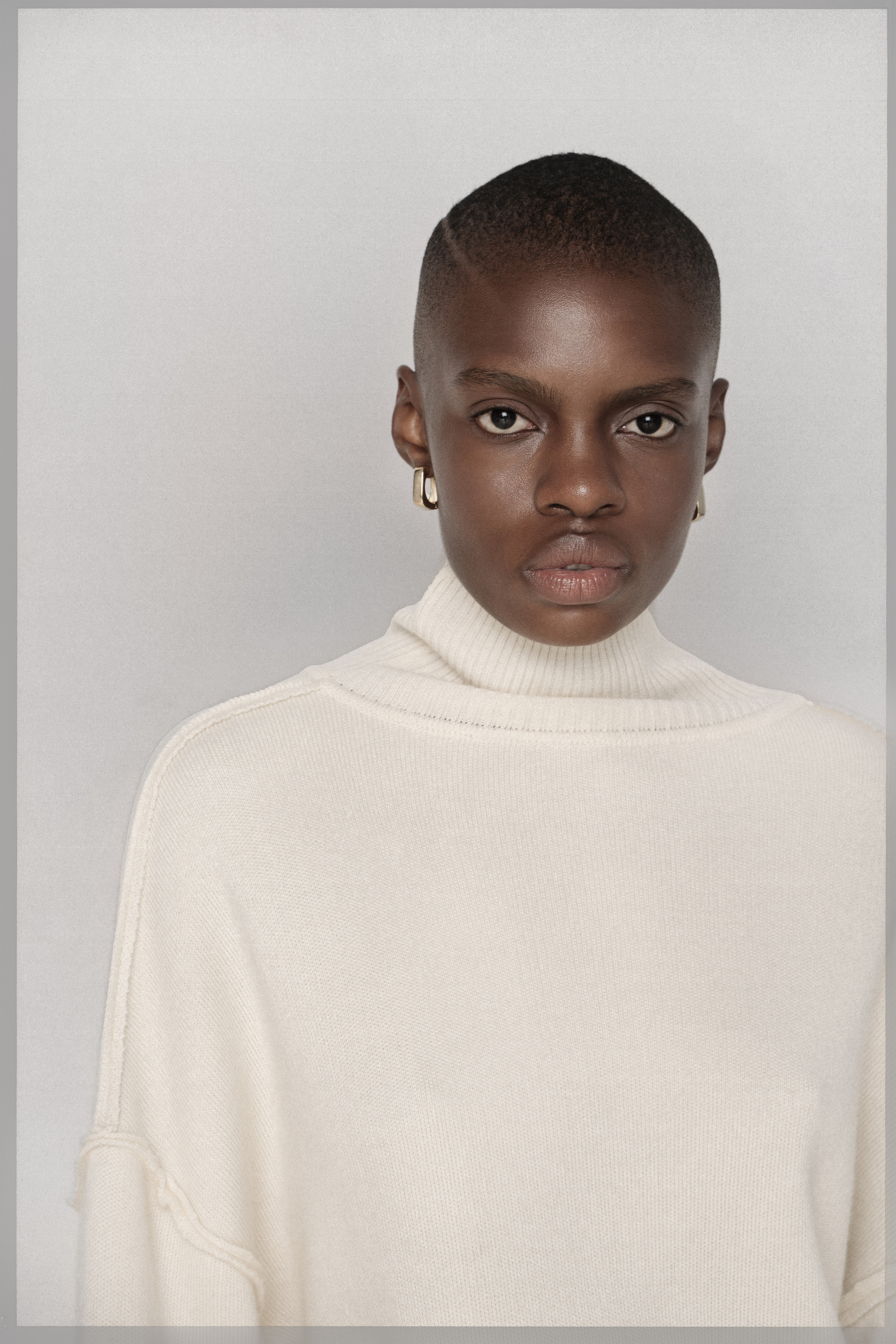 Brand style « MATÜ» knitwear. Hope_retouch
