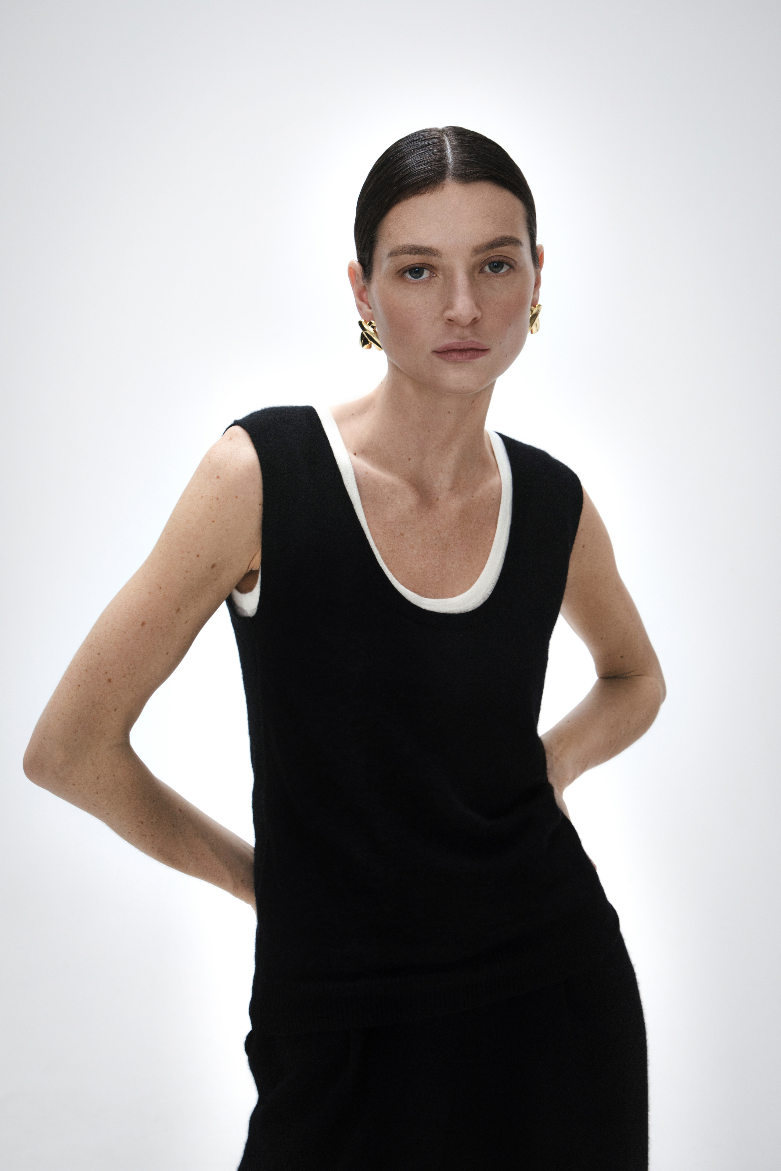 LOOKBOOK. Hope_retouch