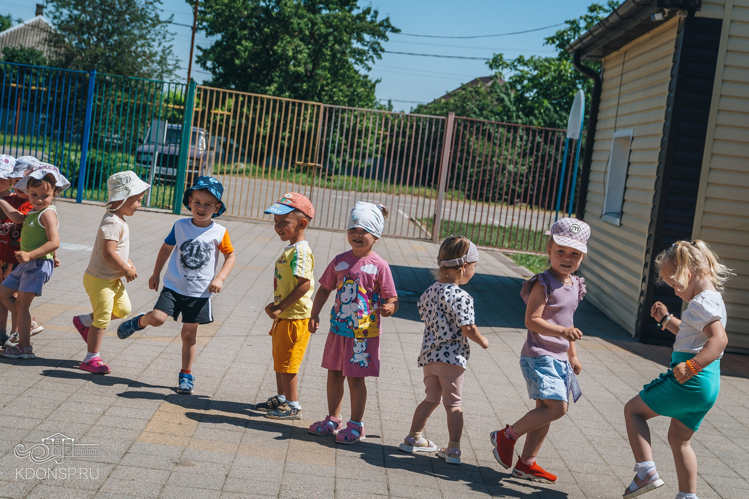 «У нас Родина одна». Новотитаровский Дом культуры