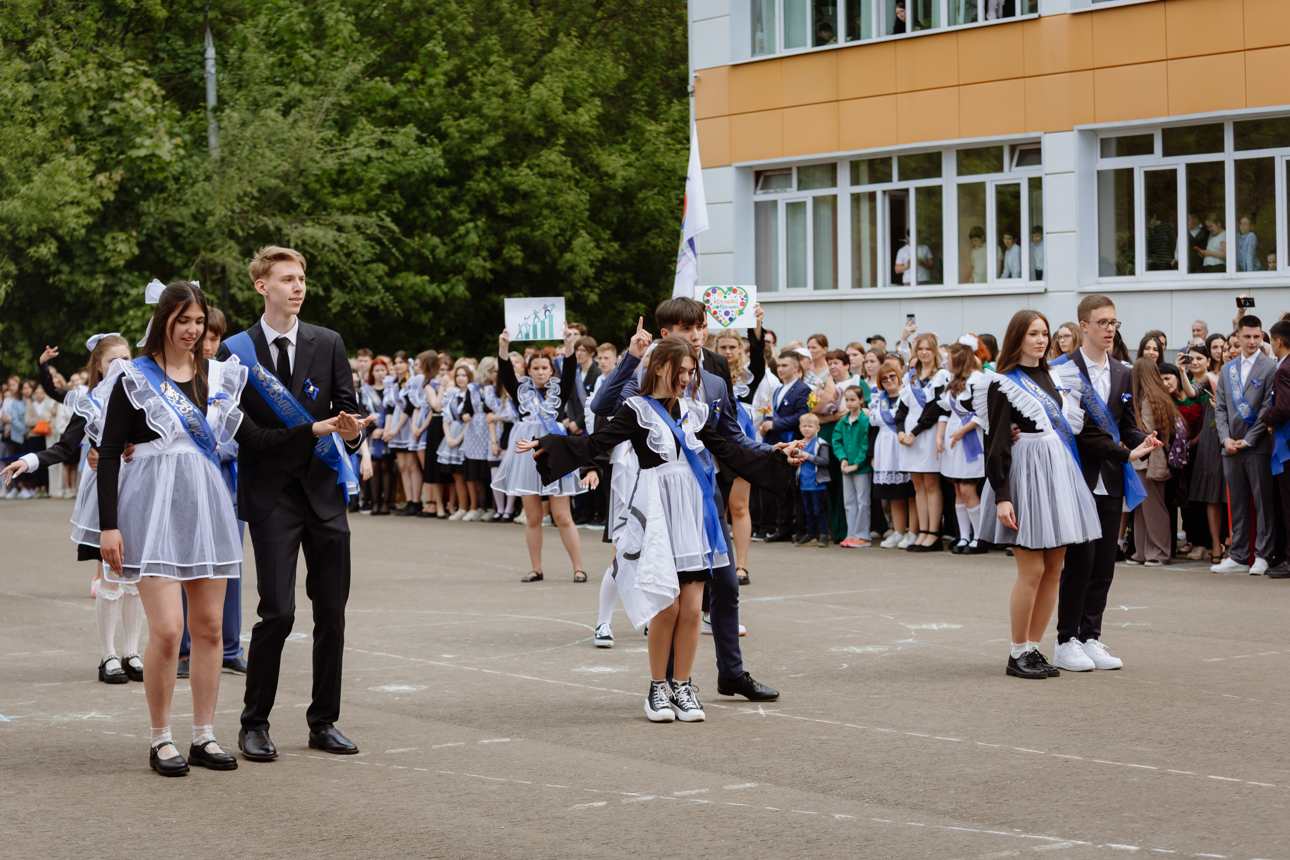 Последний звонок 2024 (3 часа фотосъемки). Профессиональный фотограф Надежда Антонова