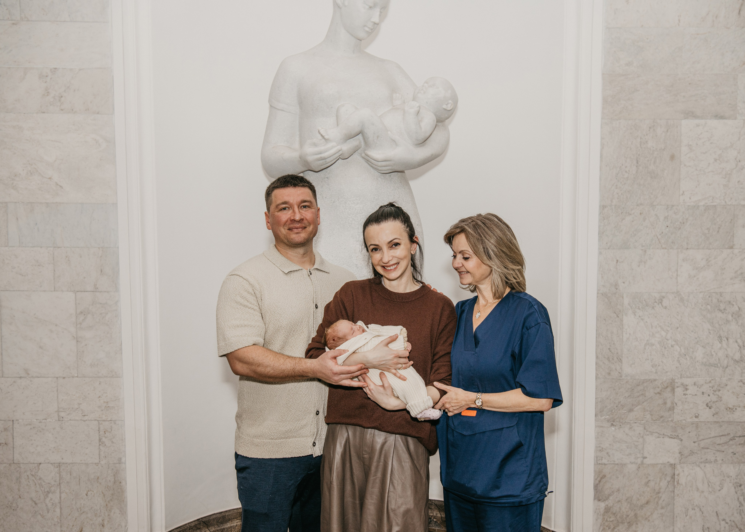 Выписка Екатерины. Снегиревка. Фотограф на выписку из роддома в Москве и МО