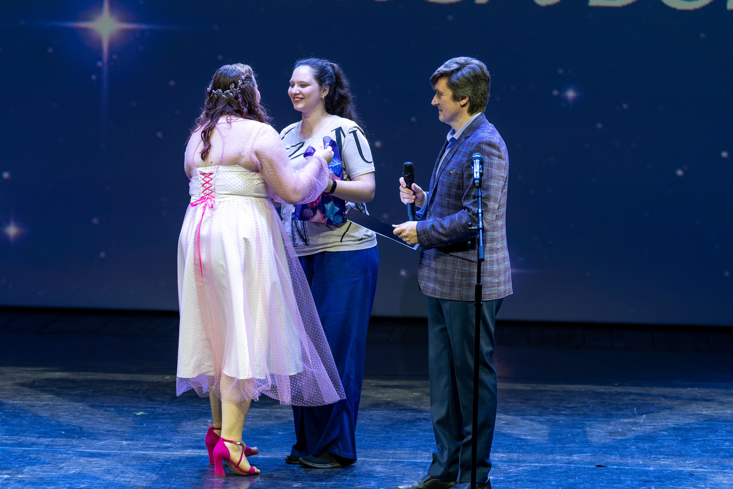 Съёмка на выпускной в школе 1155. «Студия DRONAVT`s» — видеосъёмка и фотография г. Москва