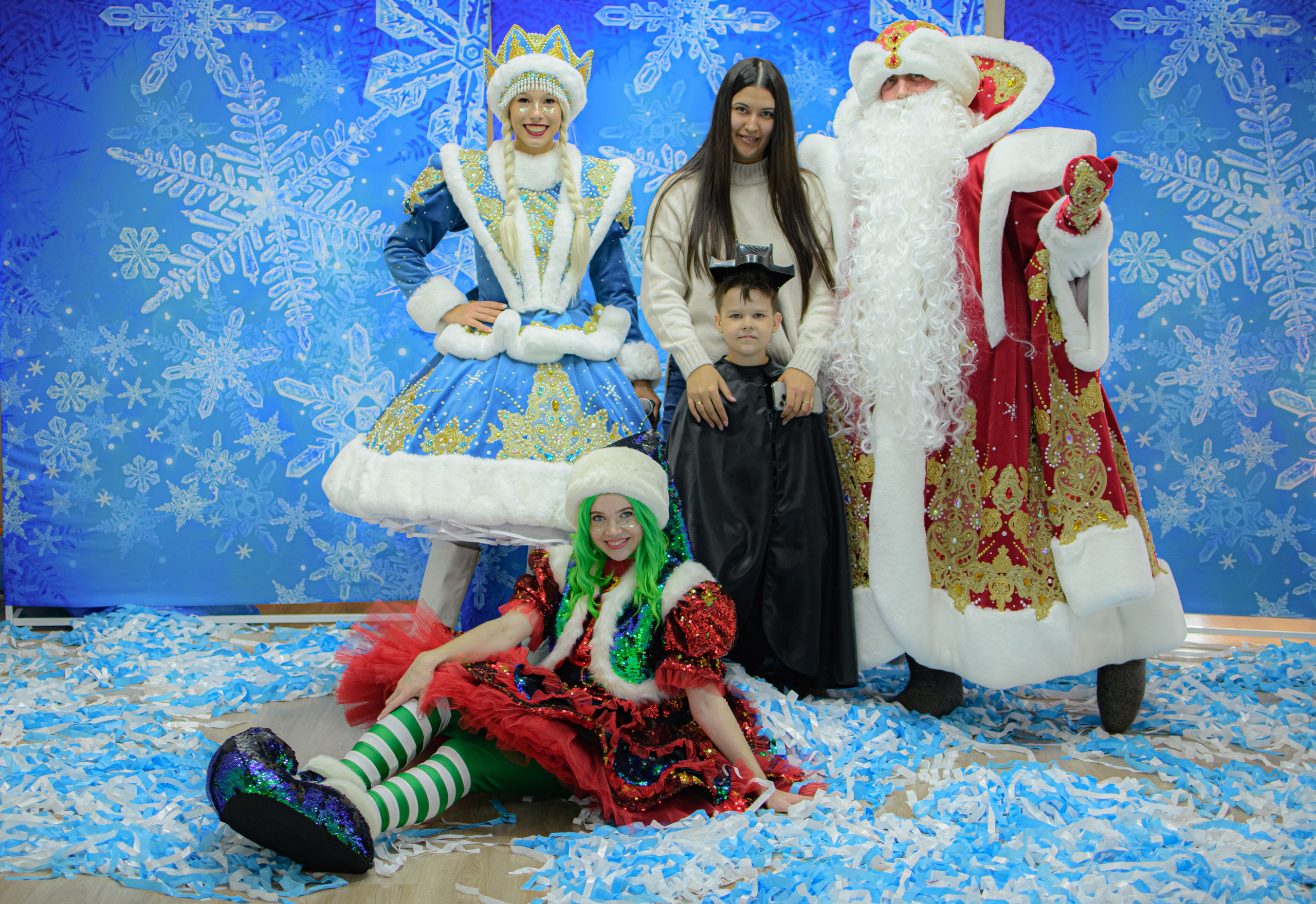 HAPPY NEW YEAR. Photokarish