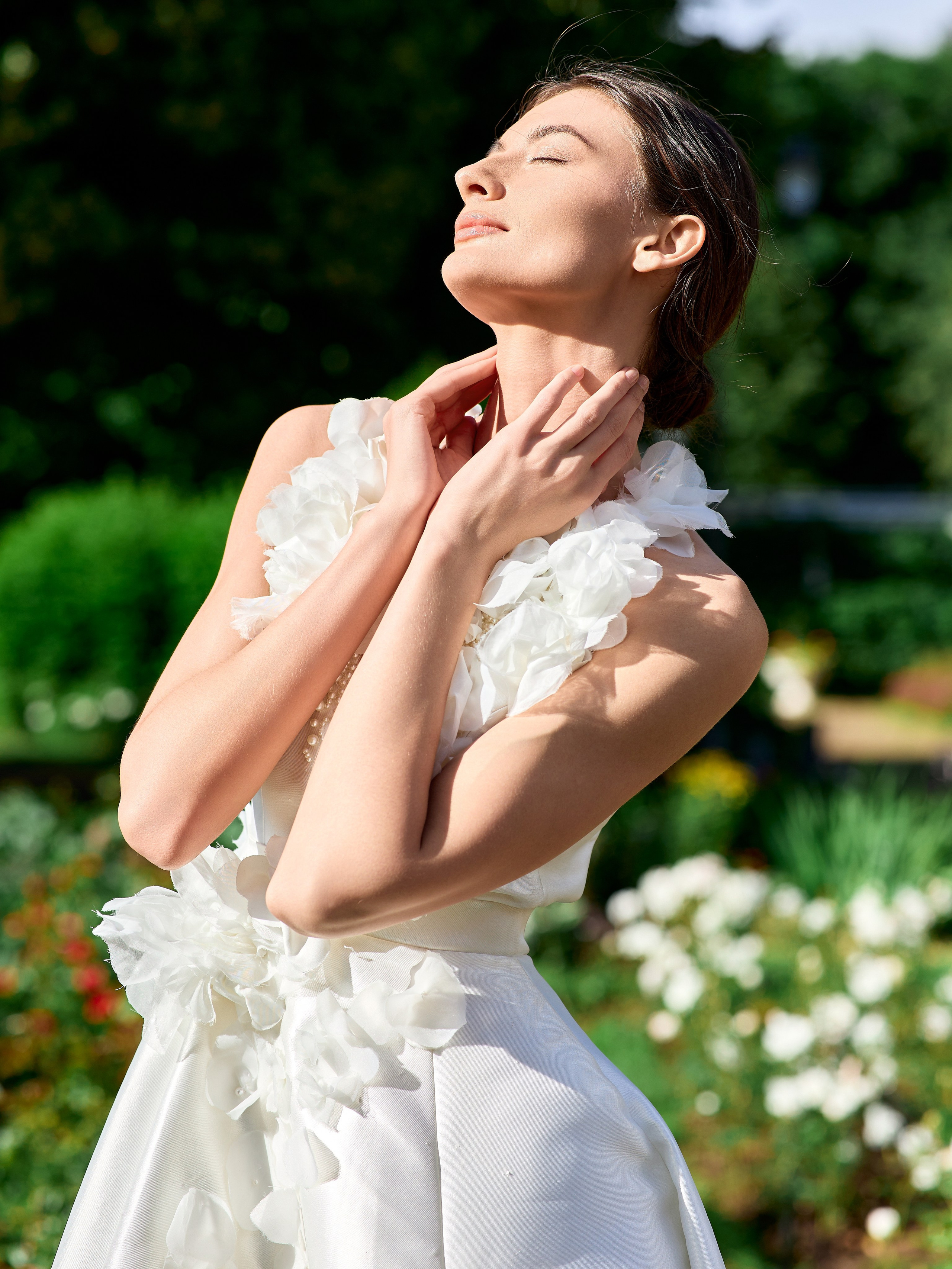 Свадебная прогулка в парке Горького в Москве