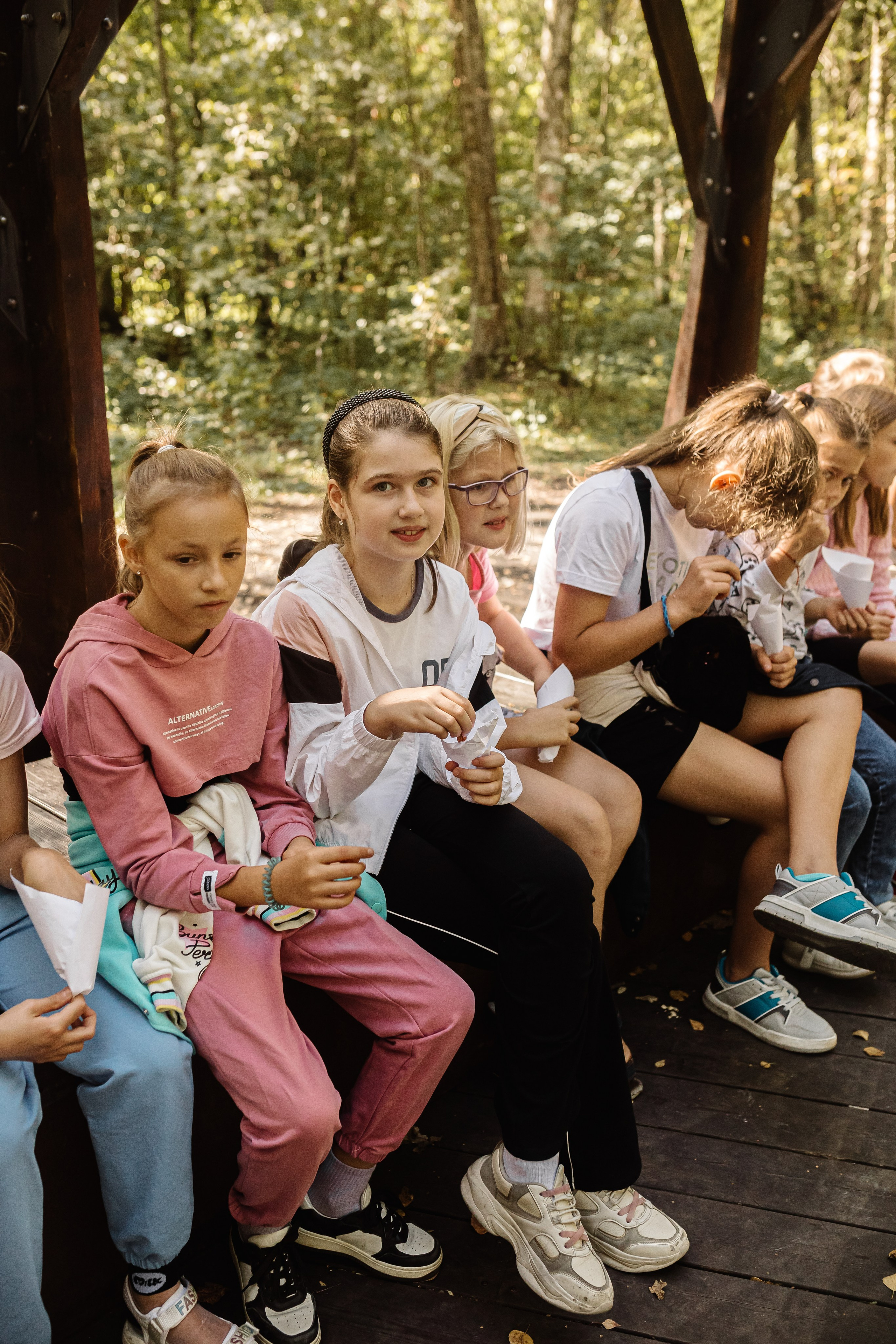 Репортаж школьной прогулки в парке. Семейный и женский фотограф в Москве Надежда Воробьева