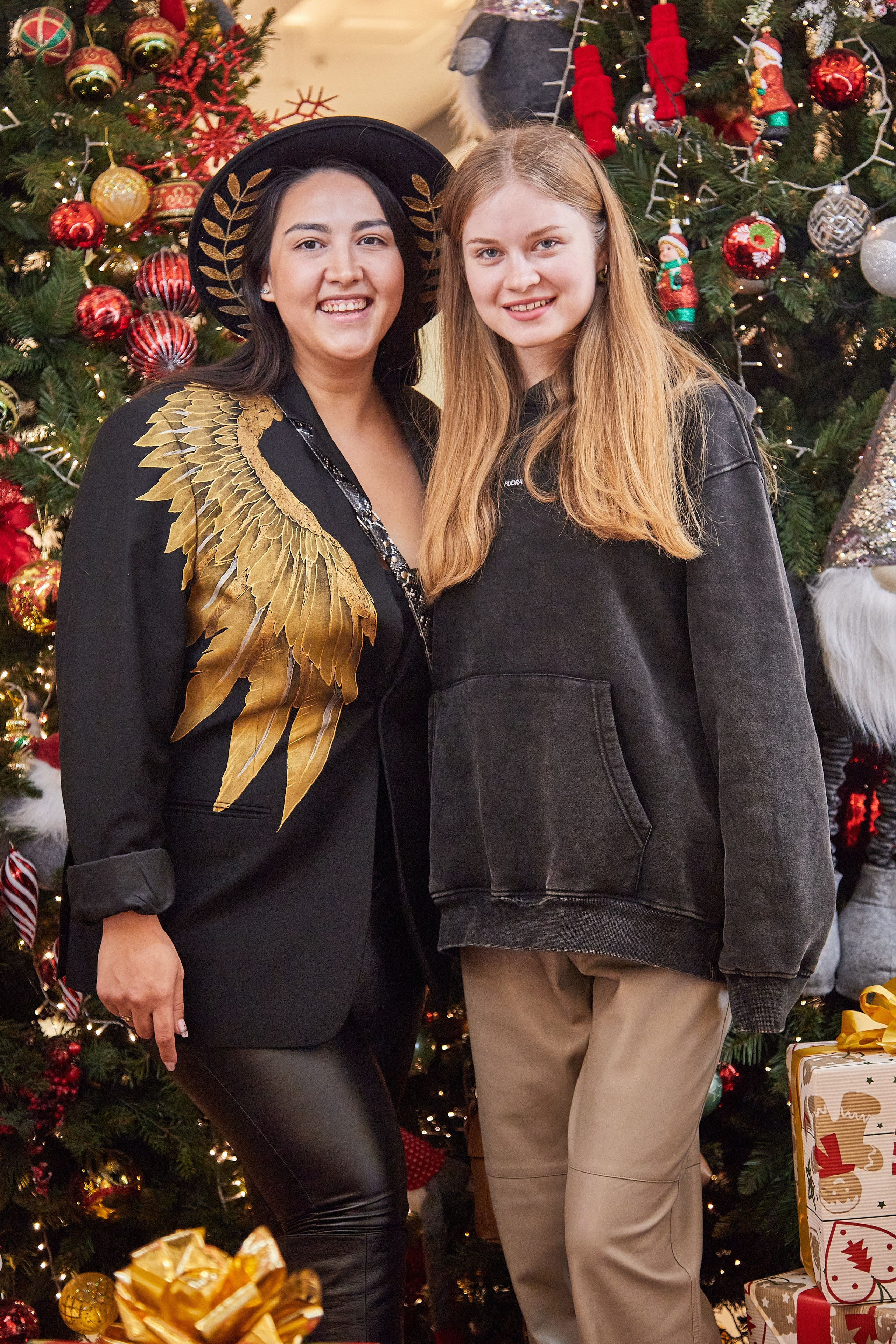 Новый год с Паллаццо, Фотограф праздники, репортаж, фотография, минск, Беларусь, минск фотограф, репортажной фотограф Беларусь,  фотограф в Минске, Алексей Матюшков, фоторепортер Беларуси, Репортажная съемка мероприятий,  день рождения,