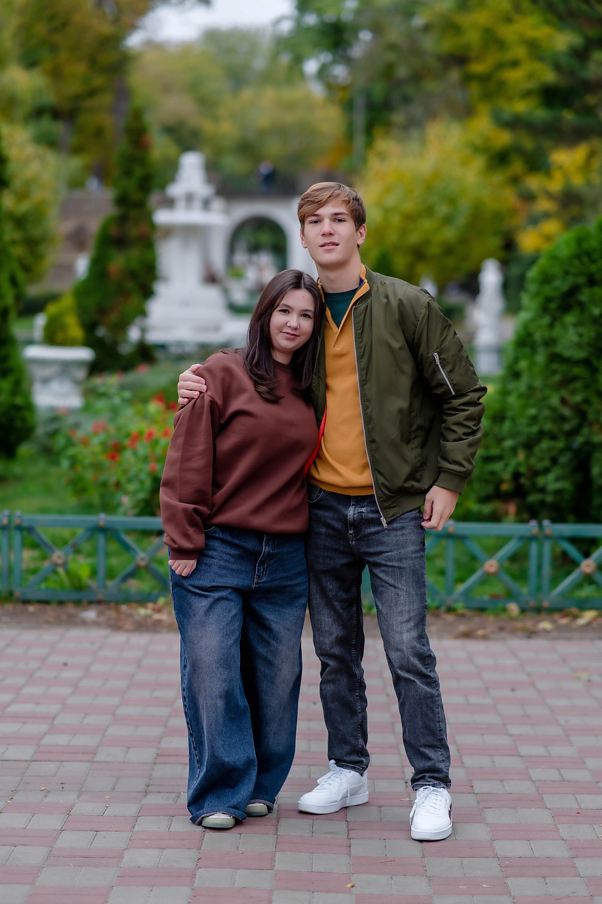 Фотосессия Гимназия № 14 класс 11Б ВЫПУСК 2025. Современные Выпускные Альбомы в Ростове-на-Дону