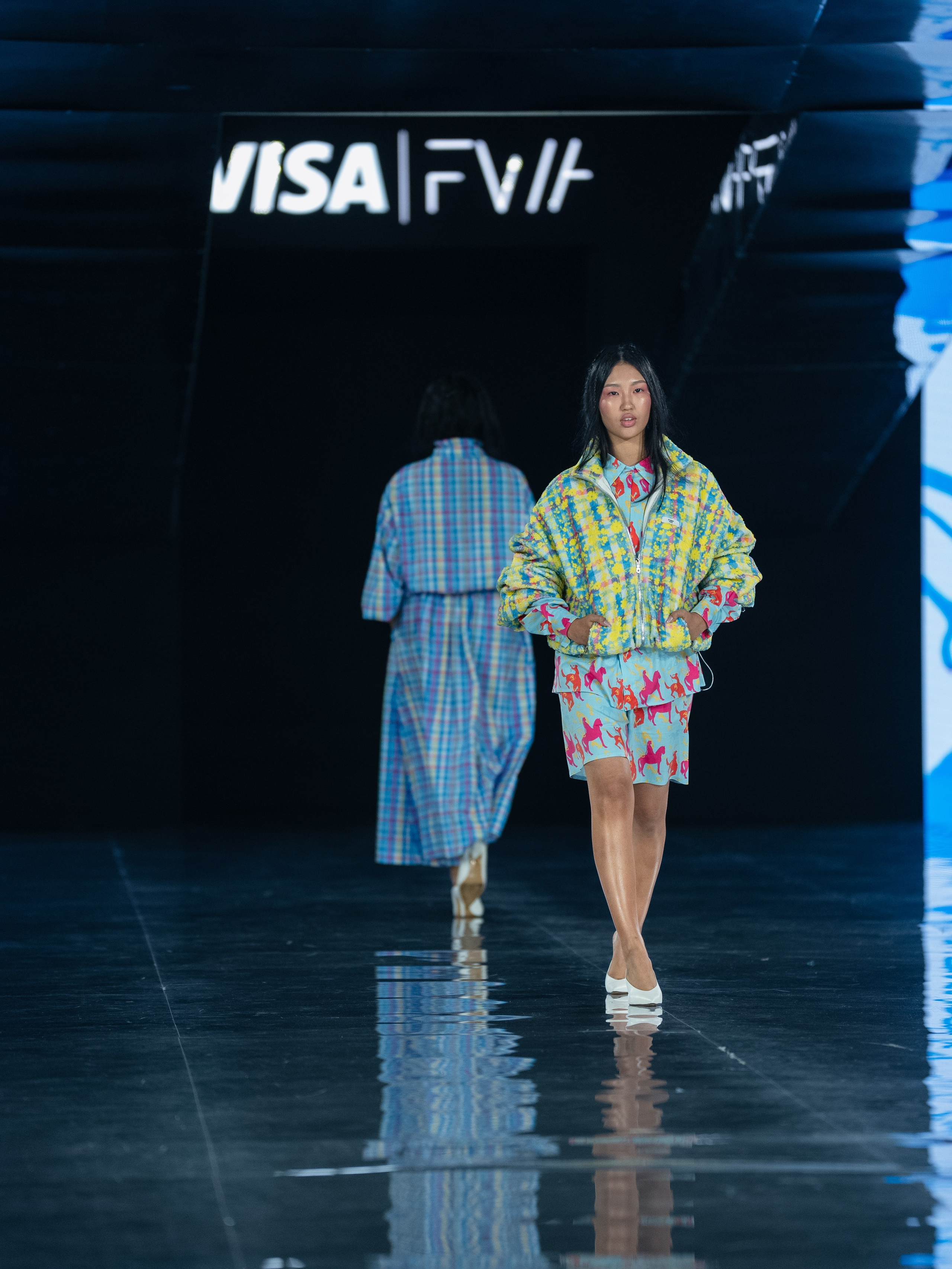 Visa Fashion Week Studio 4353. Сайт Алматинского НЮ АРТ, будуар и фэшн фотографа Дениса Карпенко