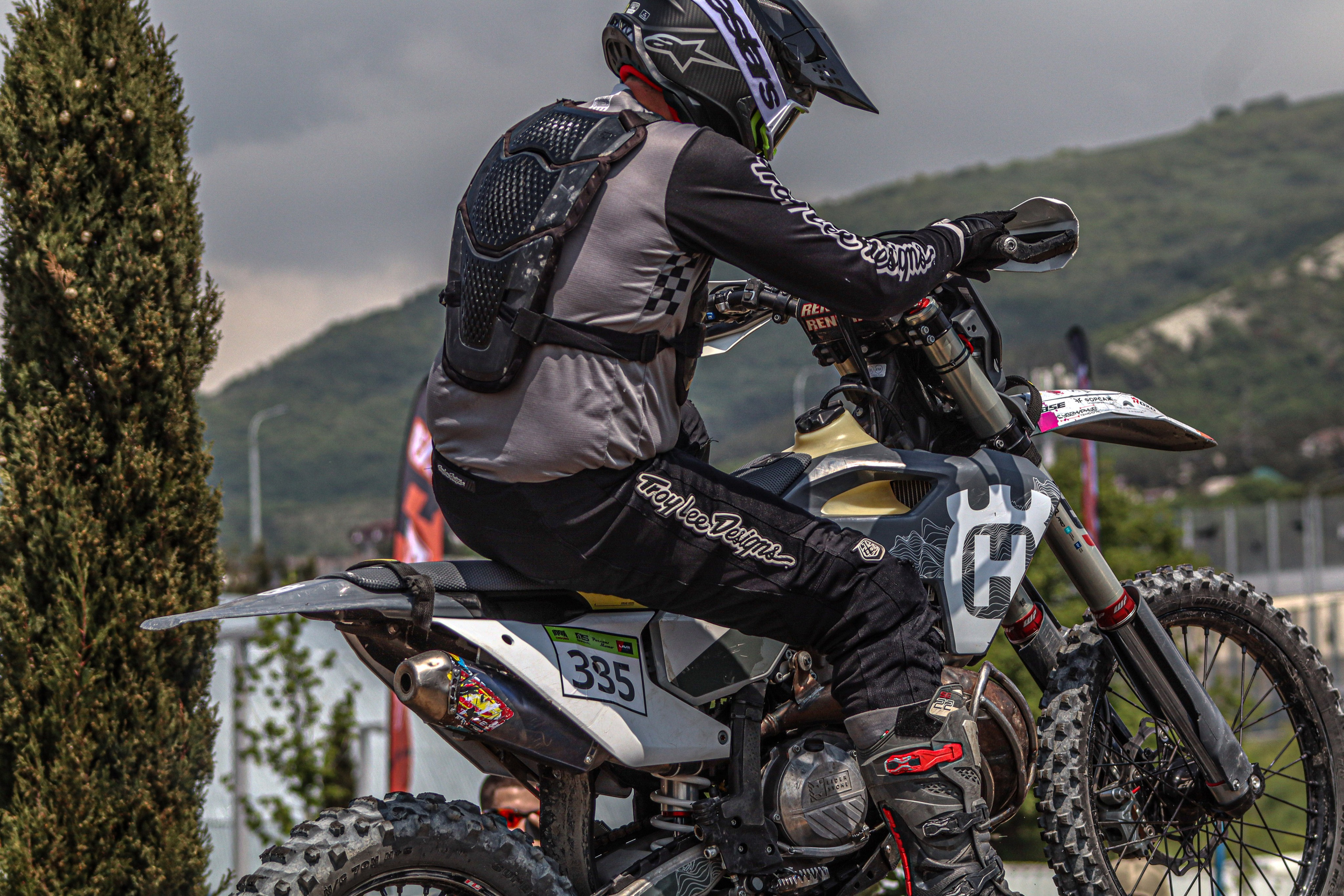 Enduro. Ivaladimirovna1995.wfolio.pro