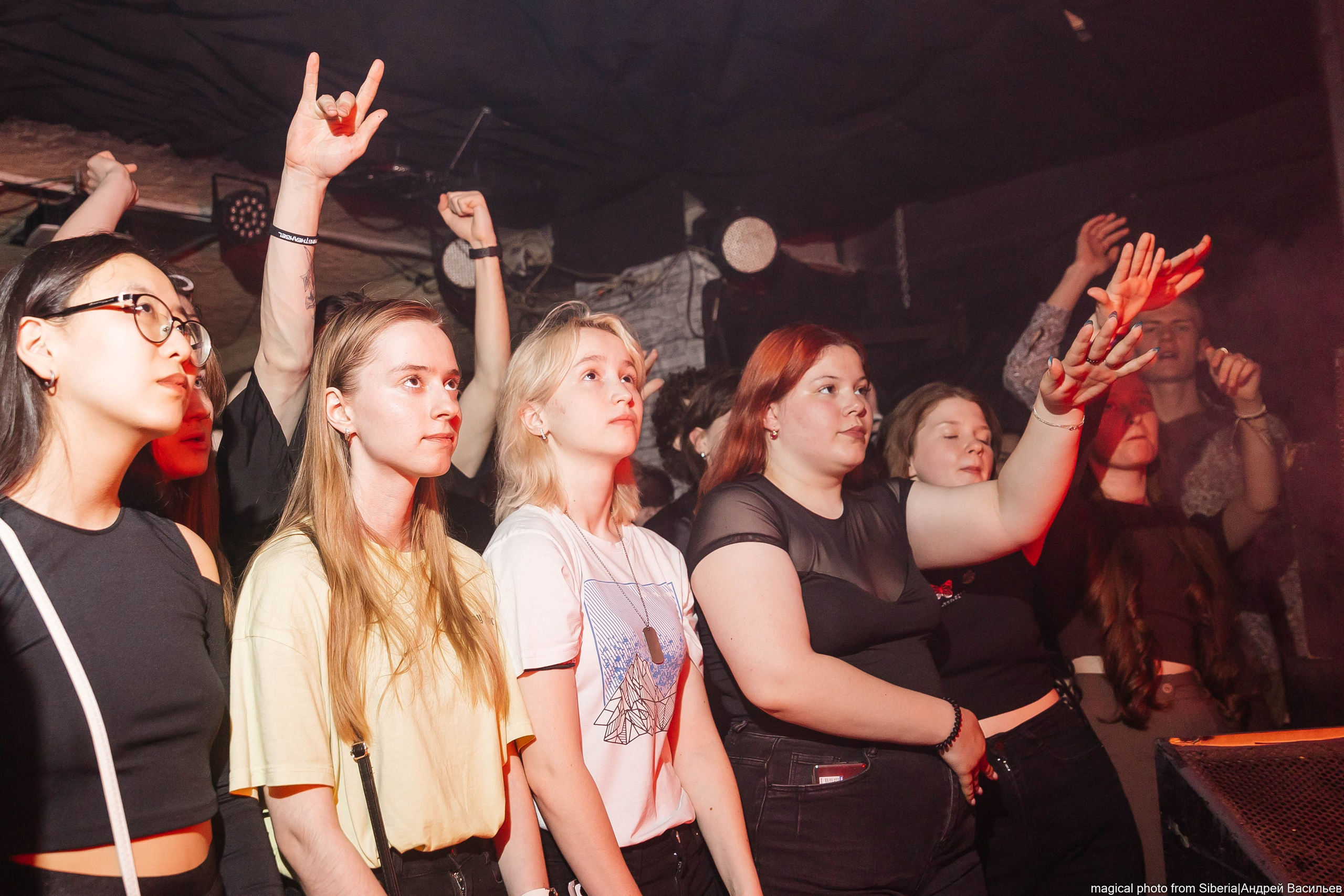 Playingtheangel. _Carpe diem_